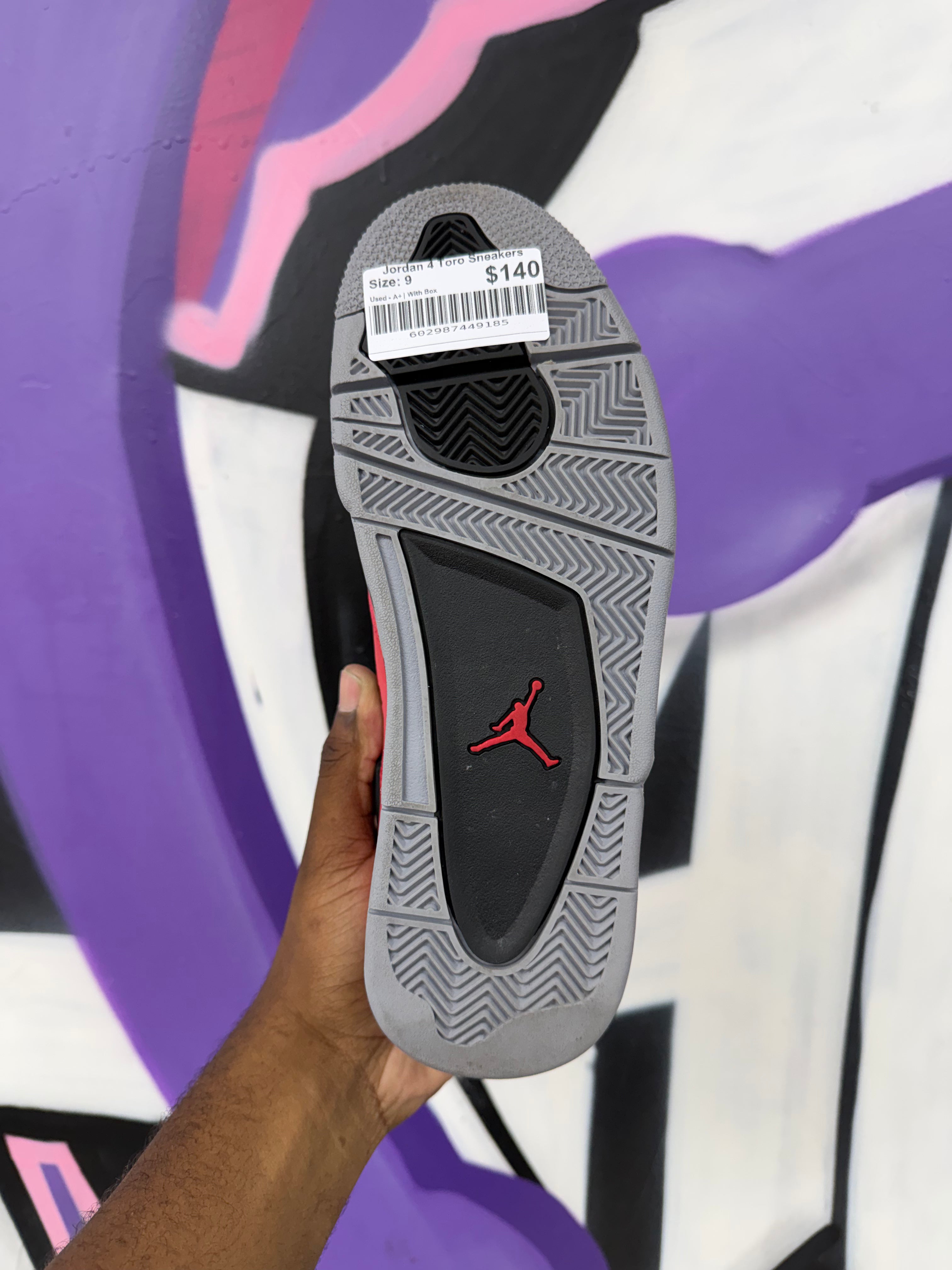 Jordan 4 Toro Sneakers
