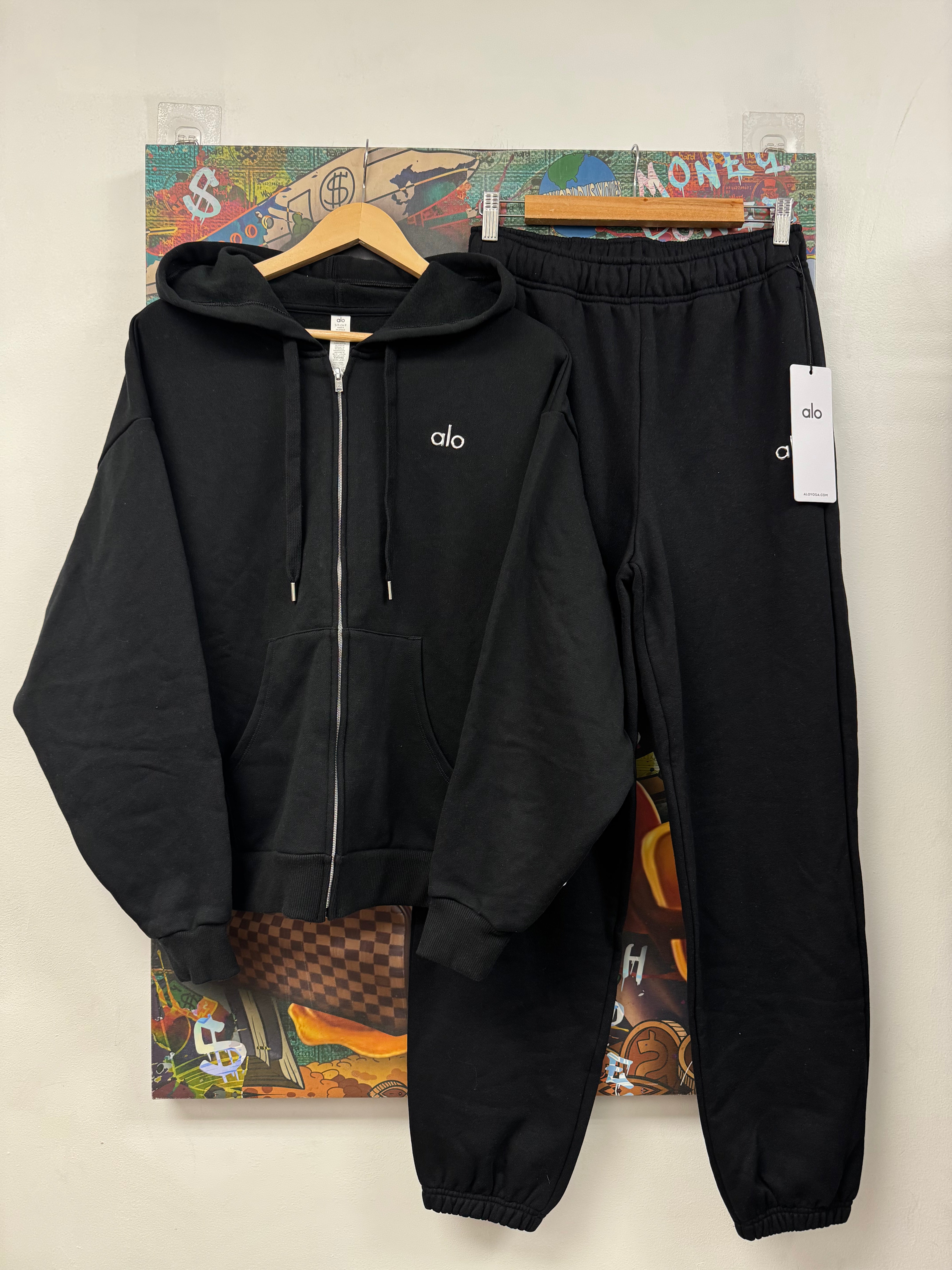 ALO Black Accolade Zip Up Sweatsuit