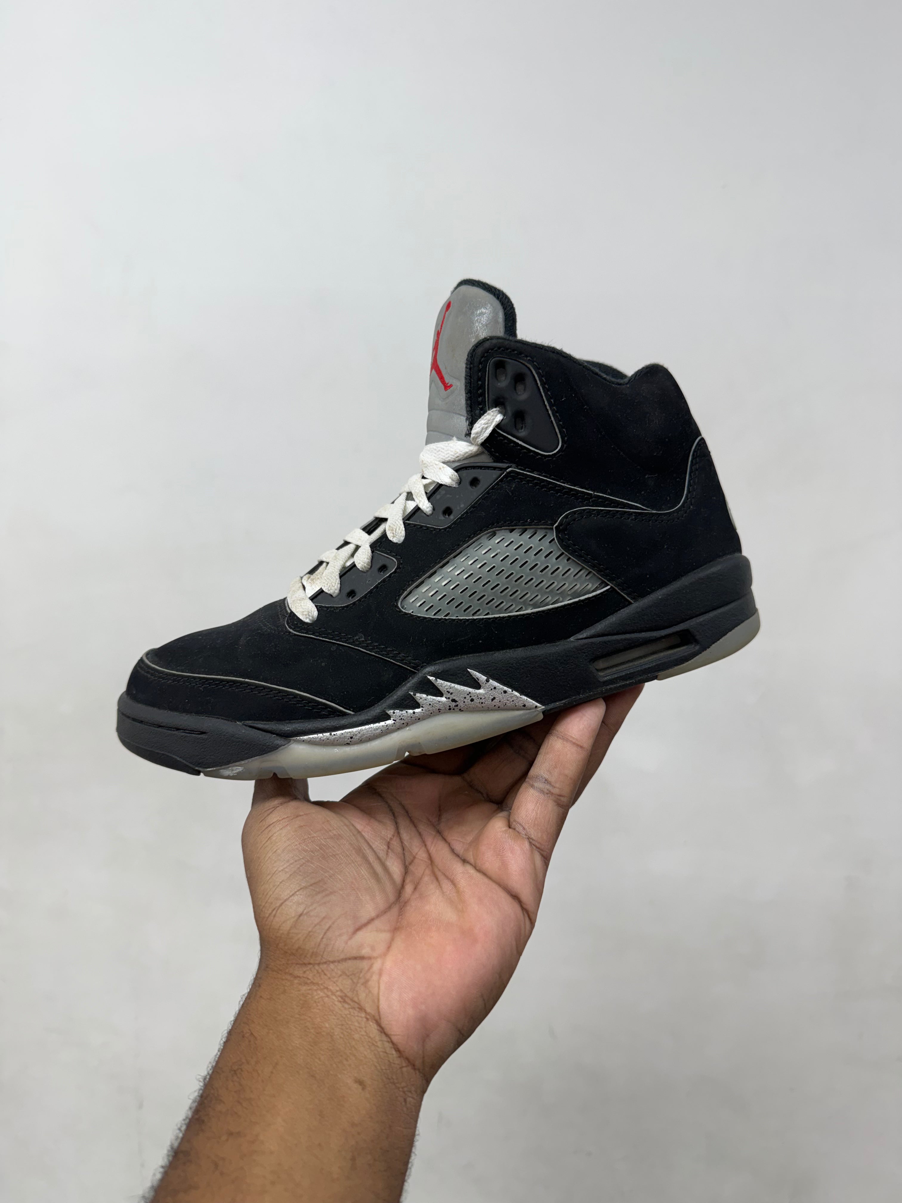 Jordan 5 Black Metallic Sneakers