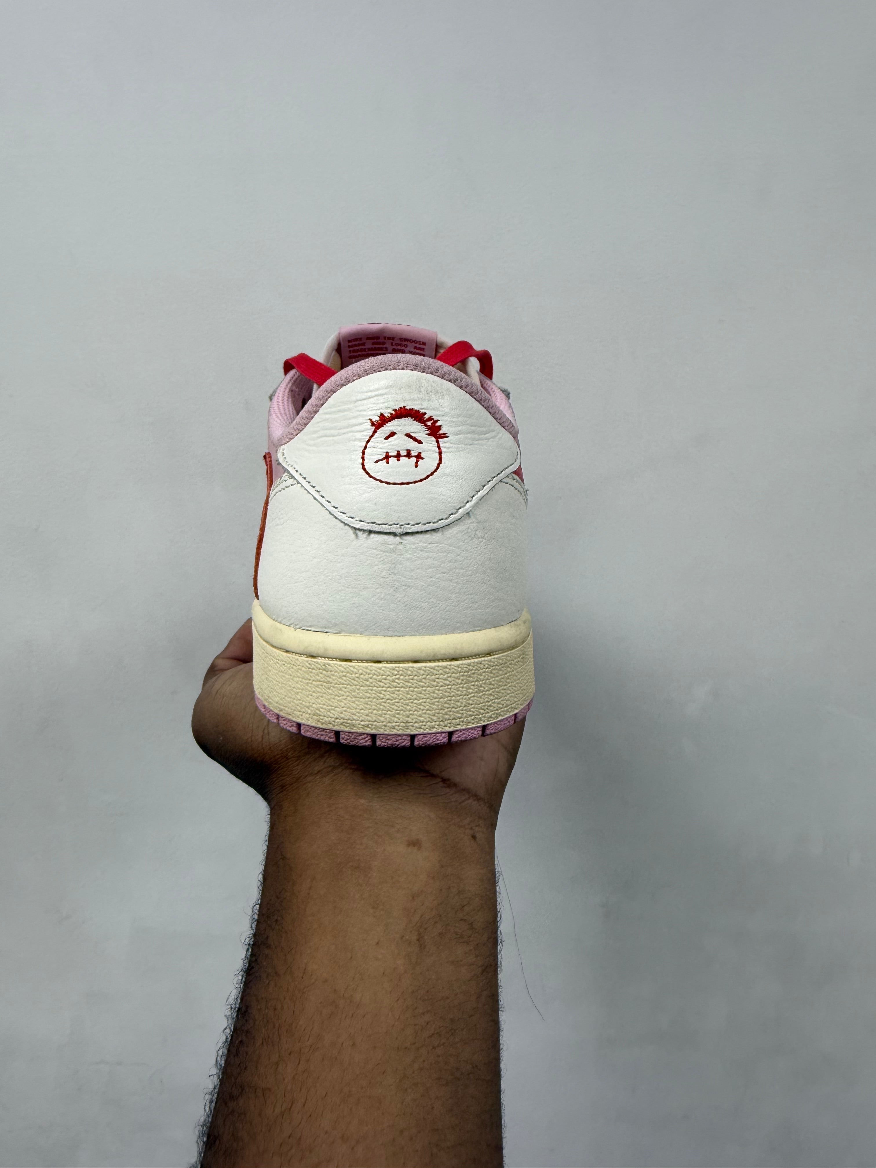 Jordan 1 Low Travis Scott Muslin Sneakers