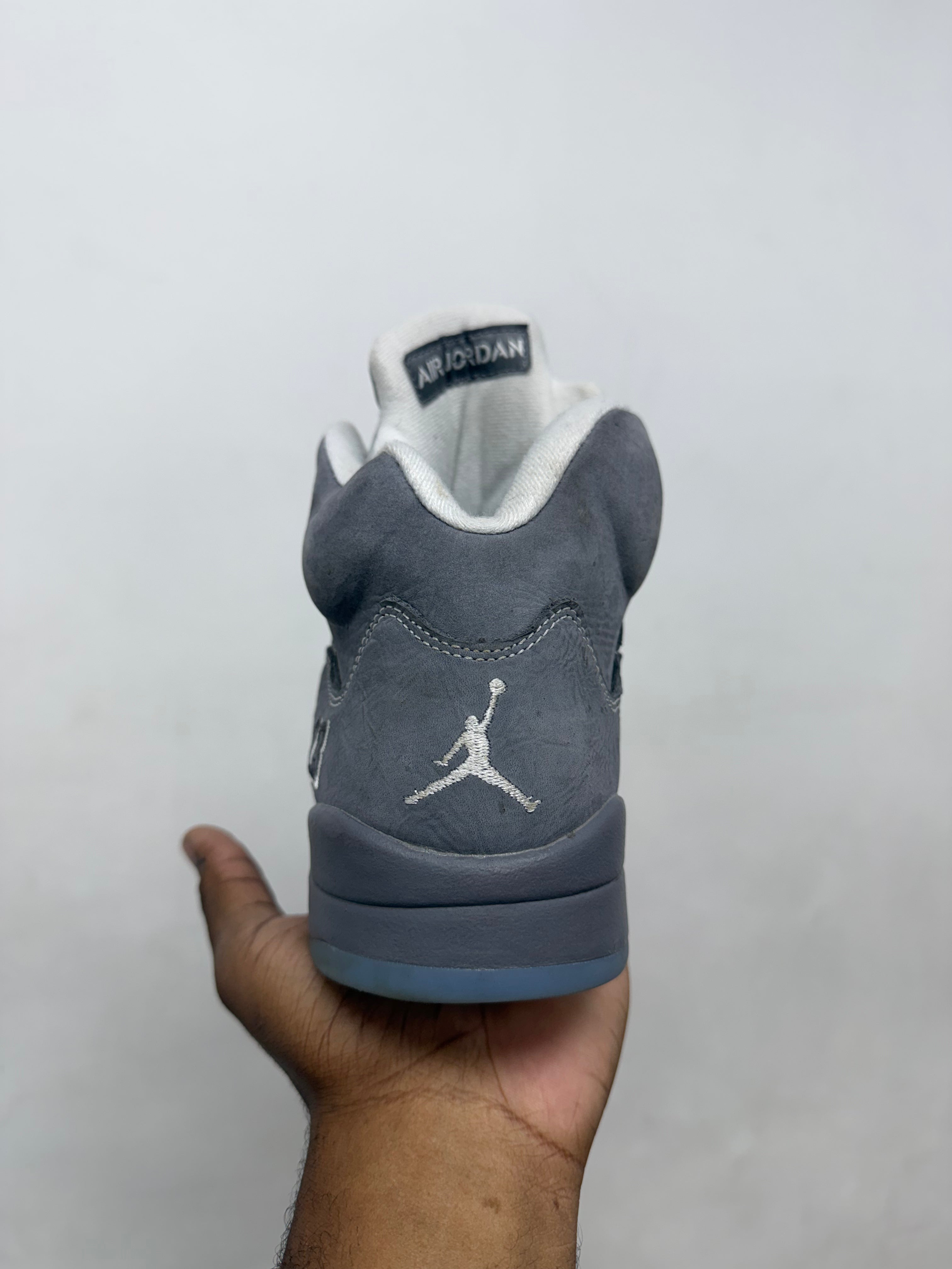 Jordan 5 Wolf Grey Sneakers