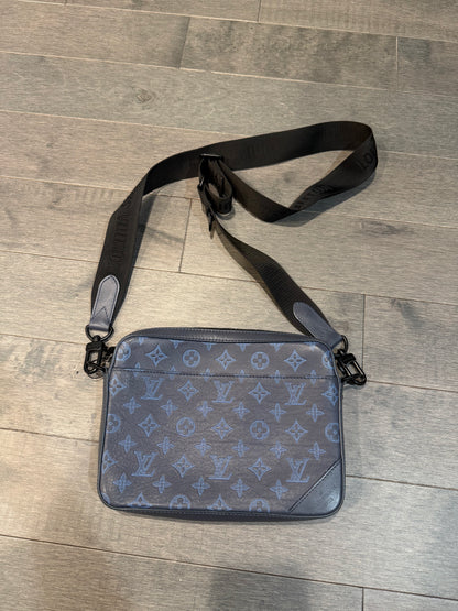 LV Blue Monogram Shoulder Bag Used OS N/A
