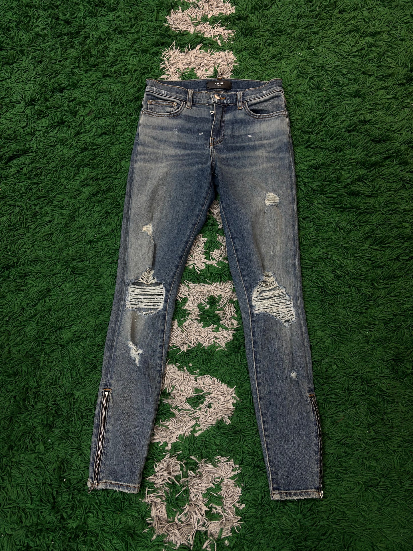 Amiri Jeans Light Wash Ripped Used 26
