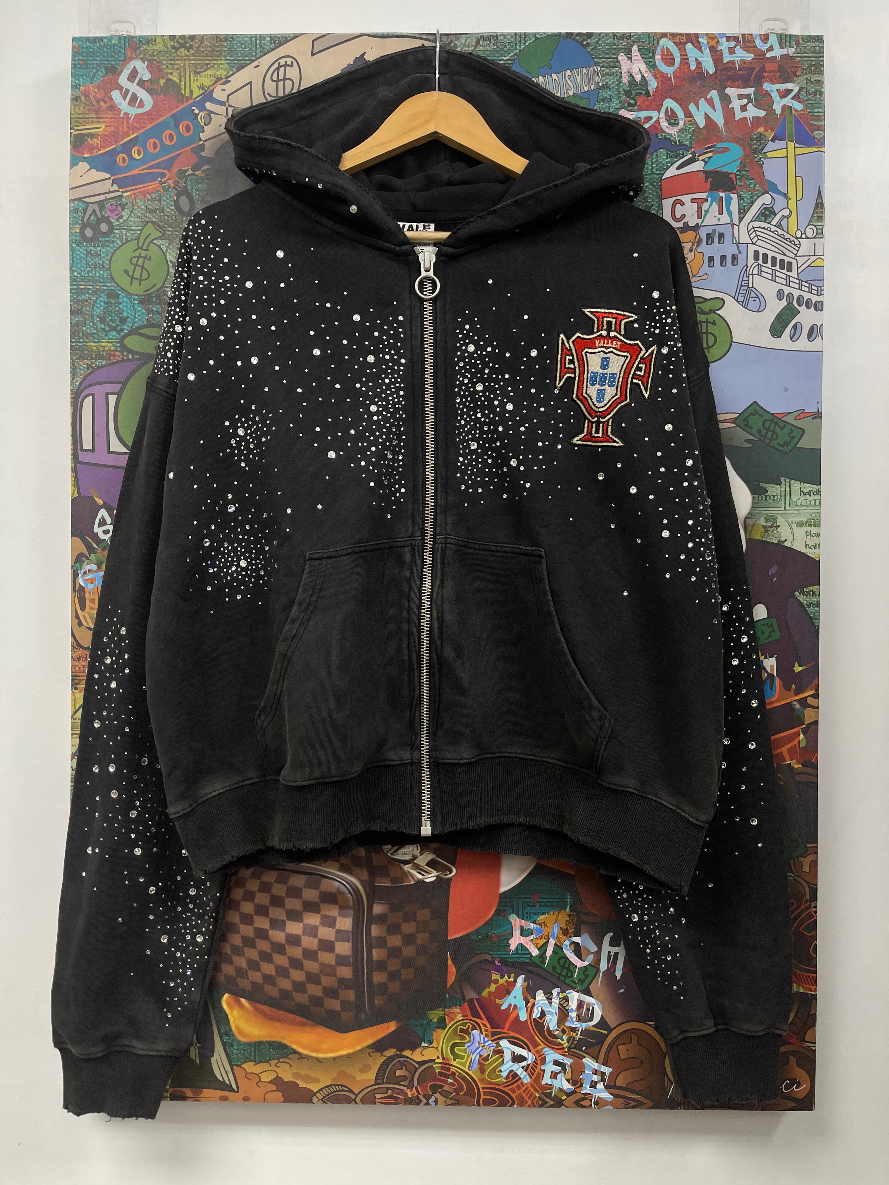 Vale Black Pluto Cluster Zip Up