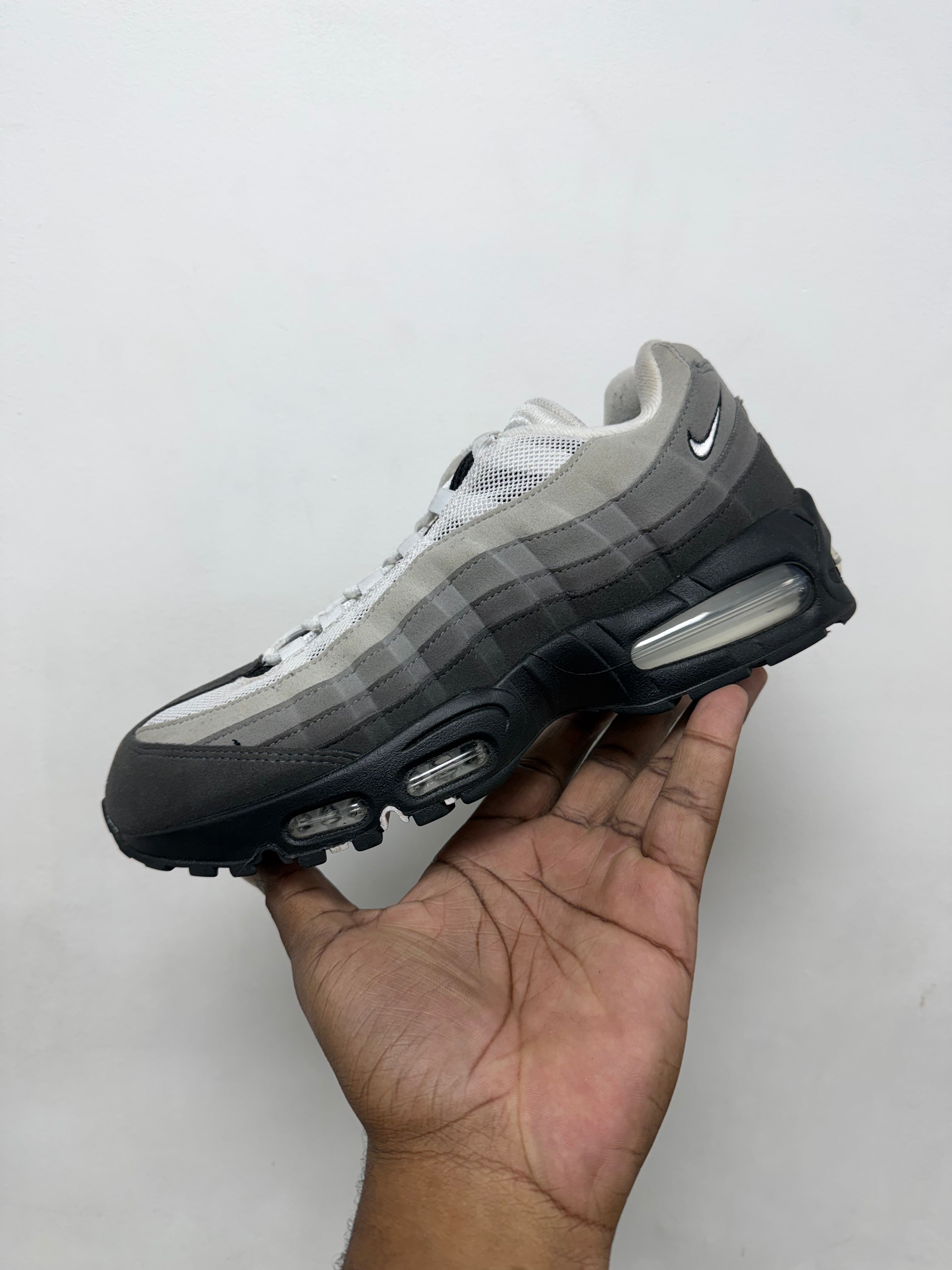 Nike AM 95 Big Bubble Granite Sneakers