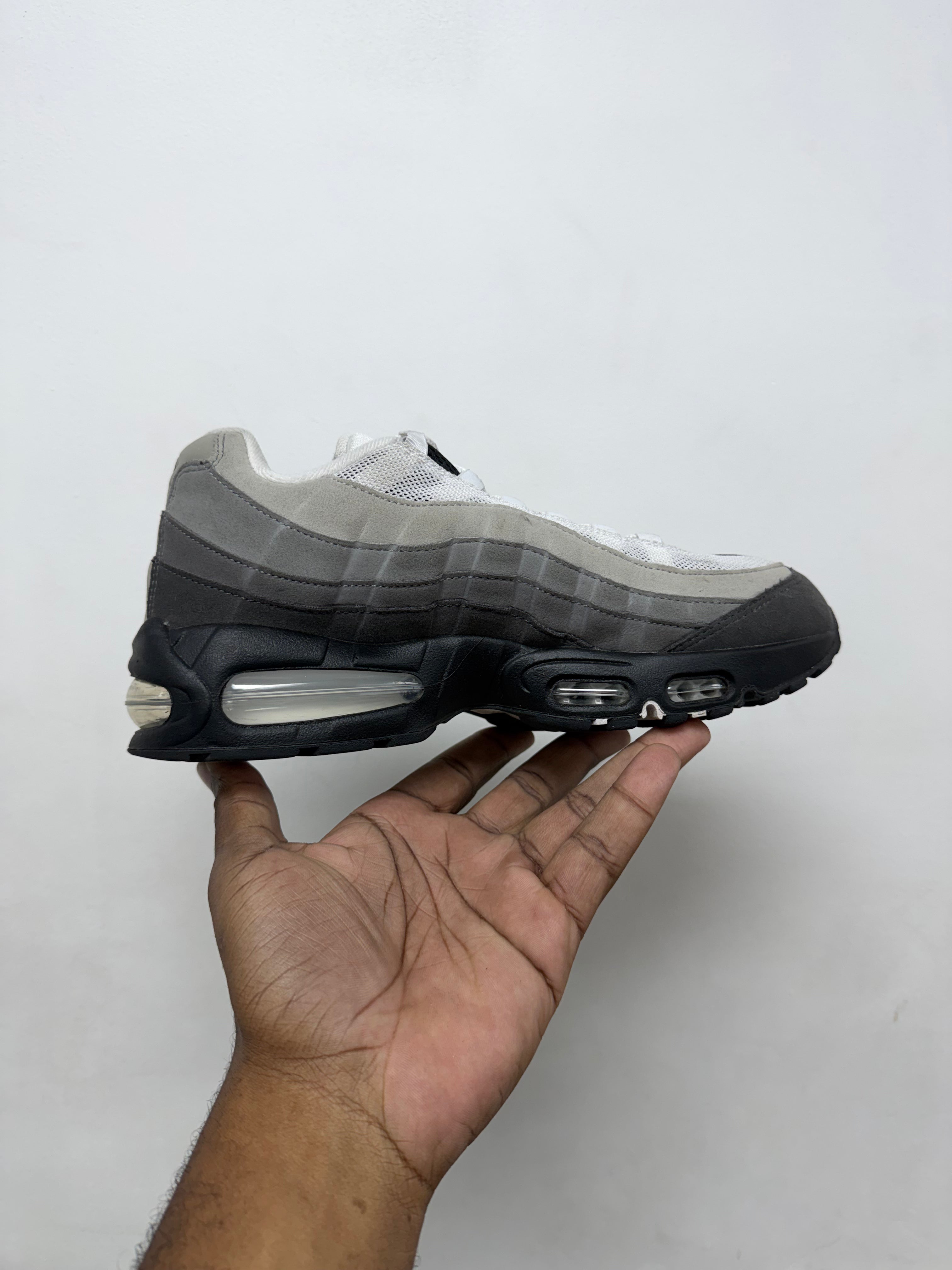 Nike AM 95 Big Bubble Granite Sneakers