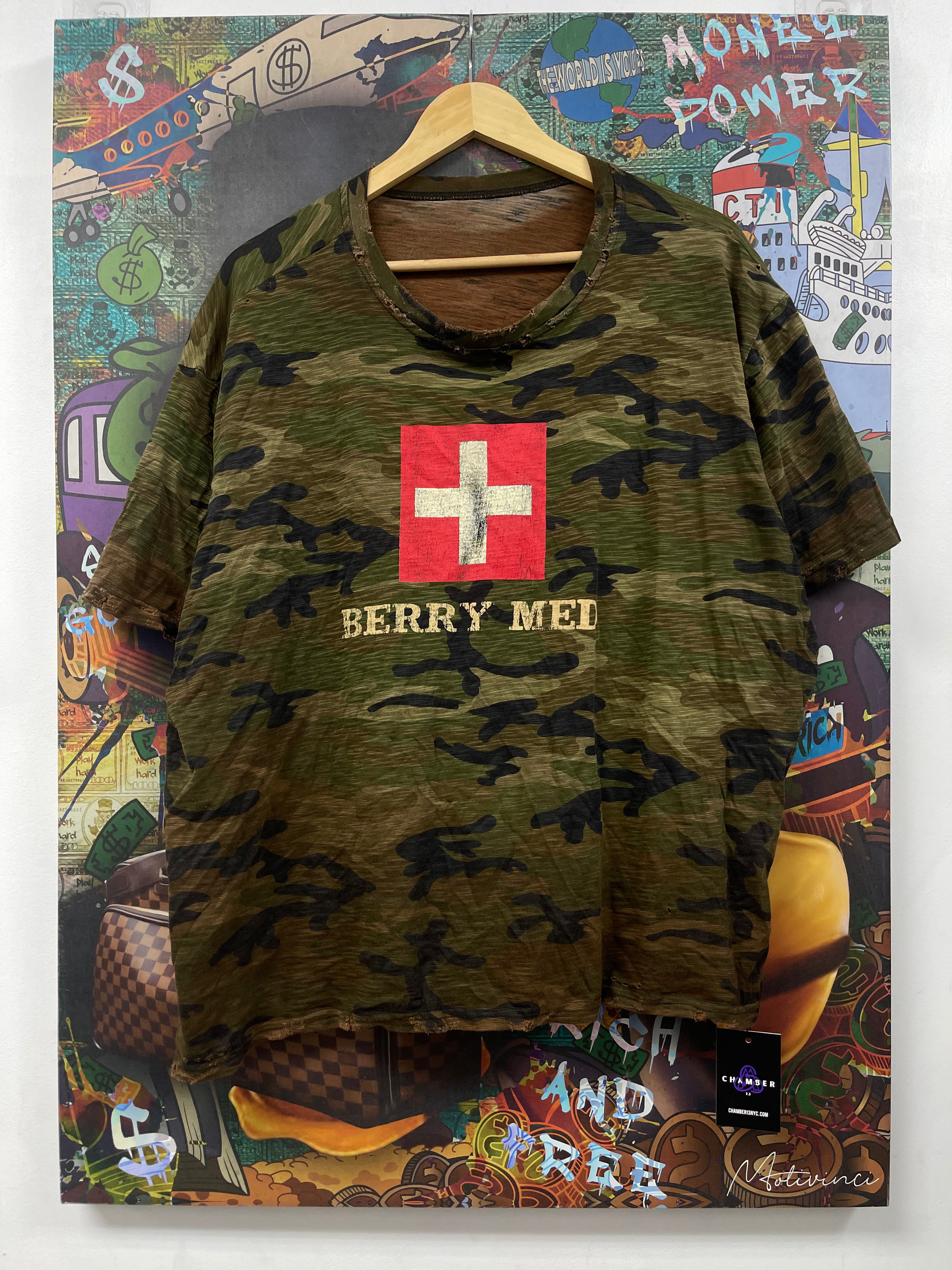GV Gallery Camo Berry Med Tee