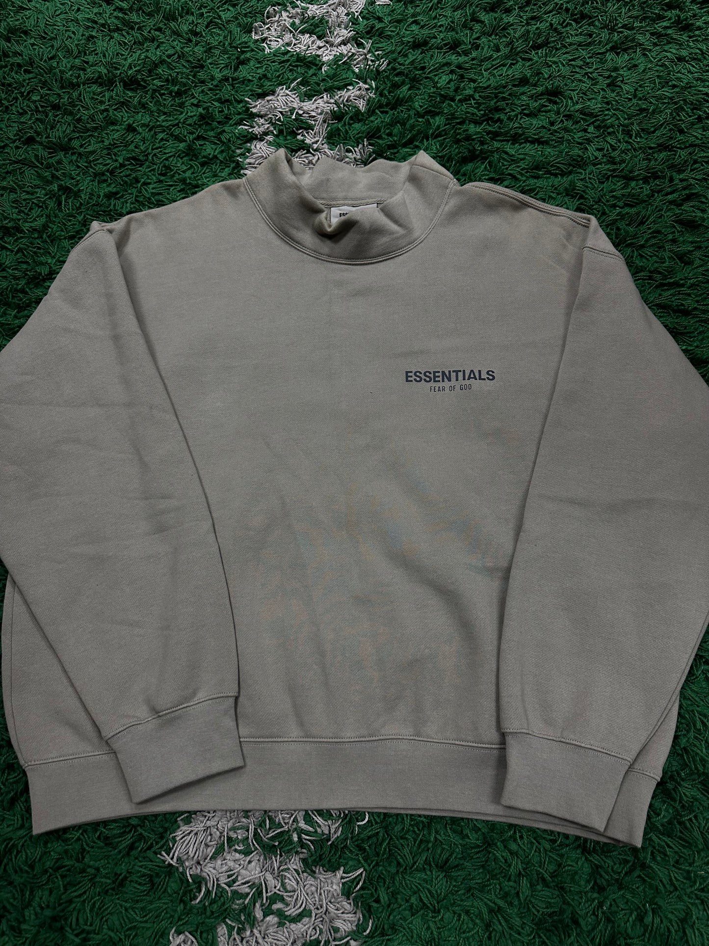 Essentials Crewneck Moss Used Large