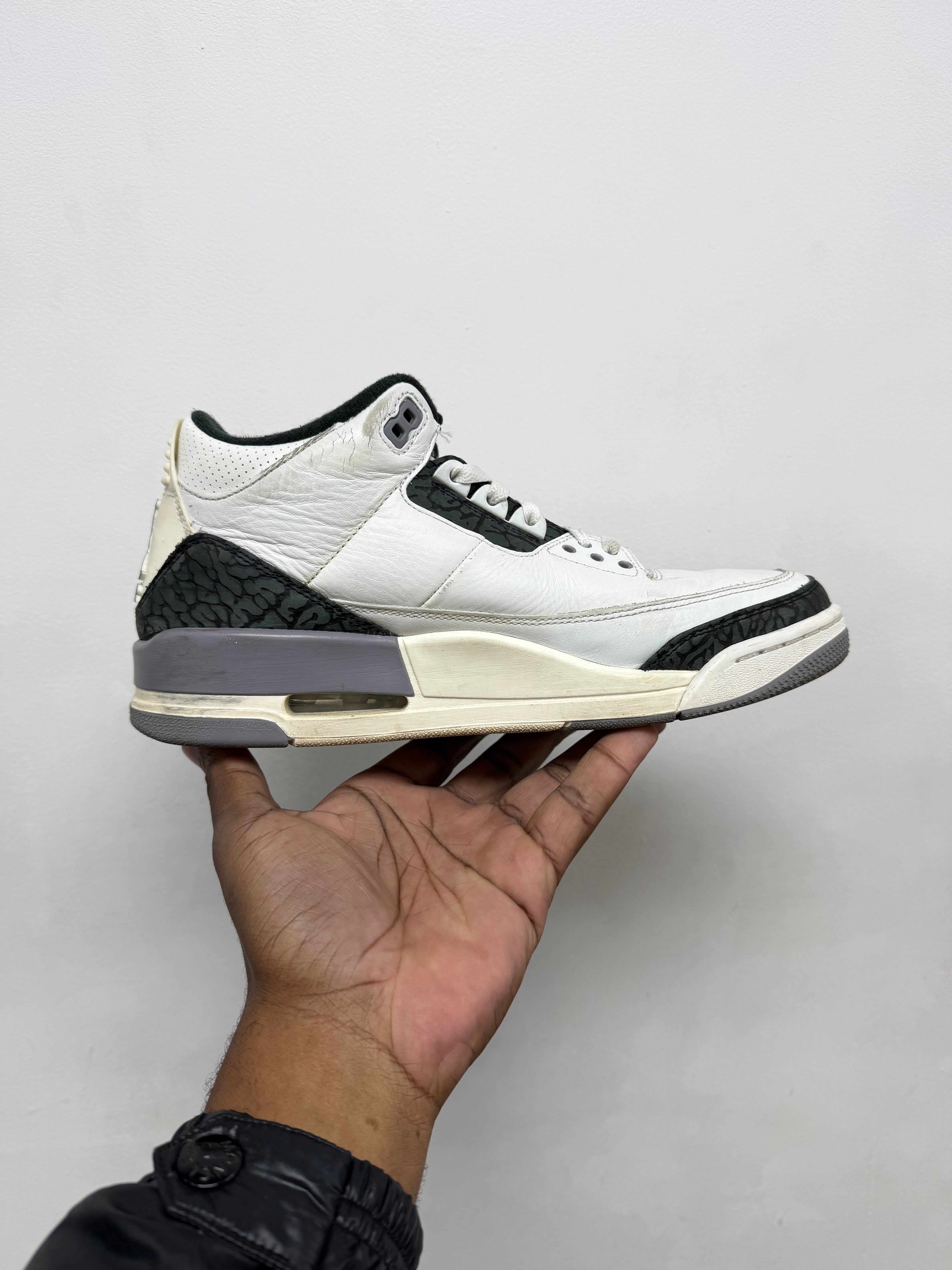 Jordan 3 Black Cement Sneakers