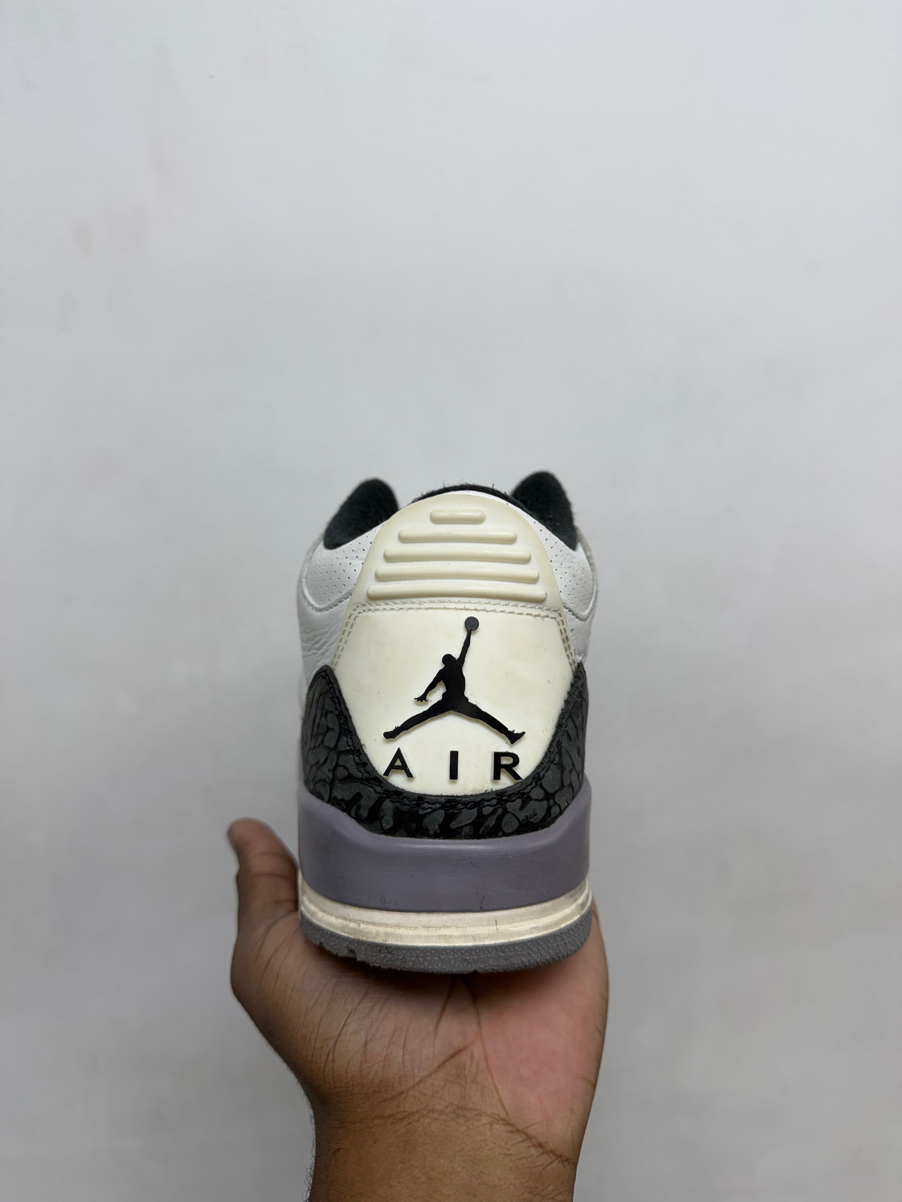 Jordan 3 Black Cement Sneakers