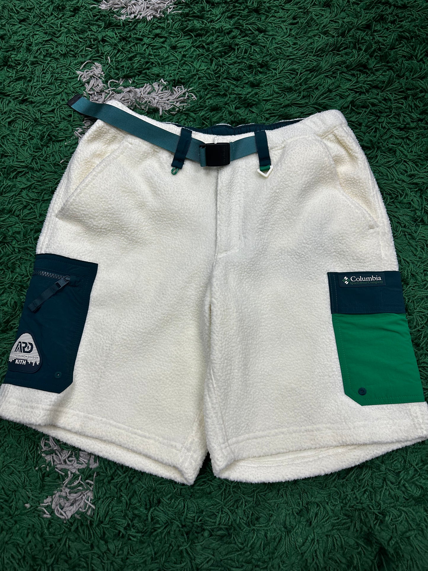 Kith Columbia Sherpa Shorts Cream Green New Small With Tags