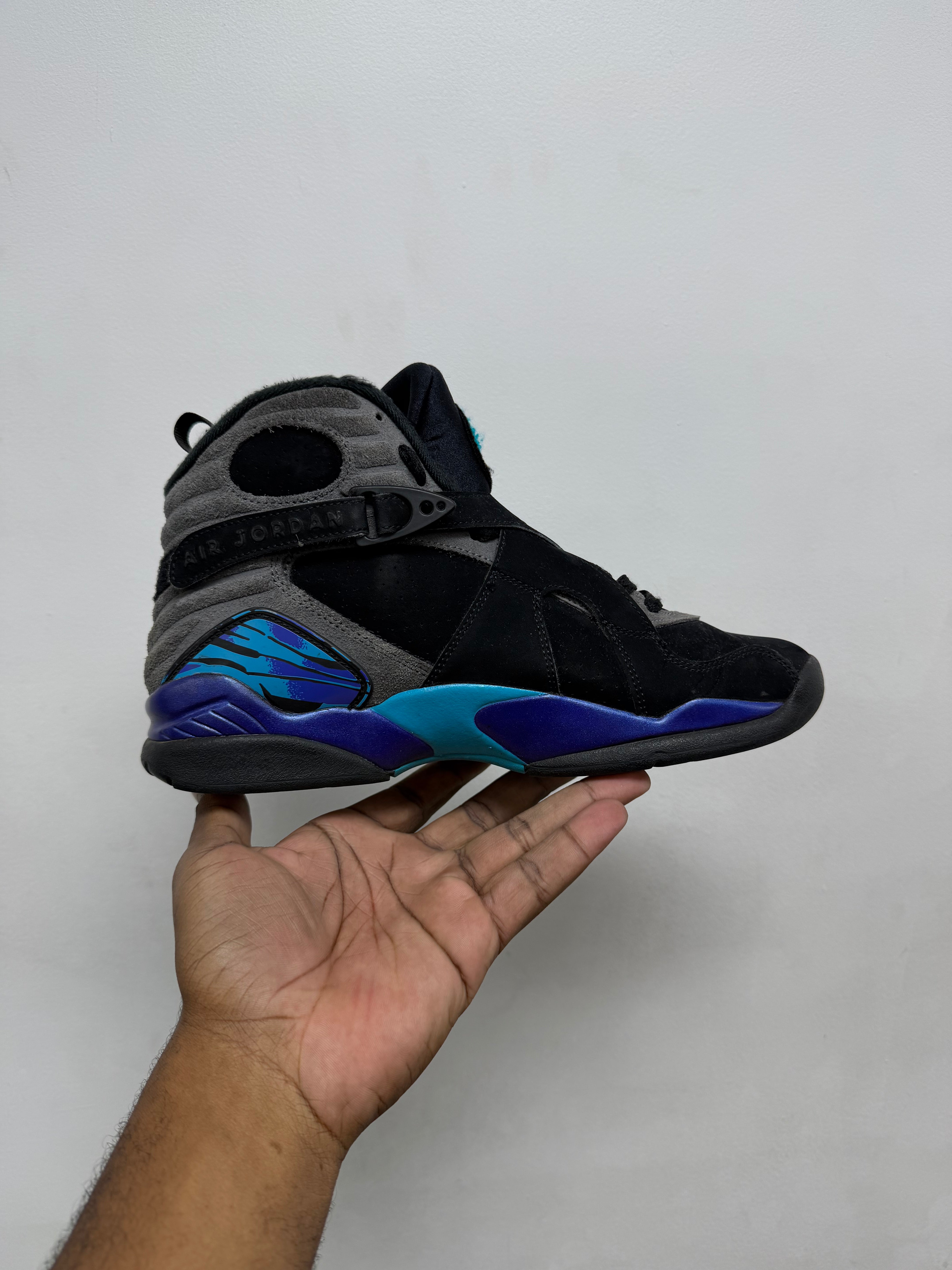 Jordan 8 Playoffs Sneakers