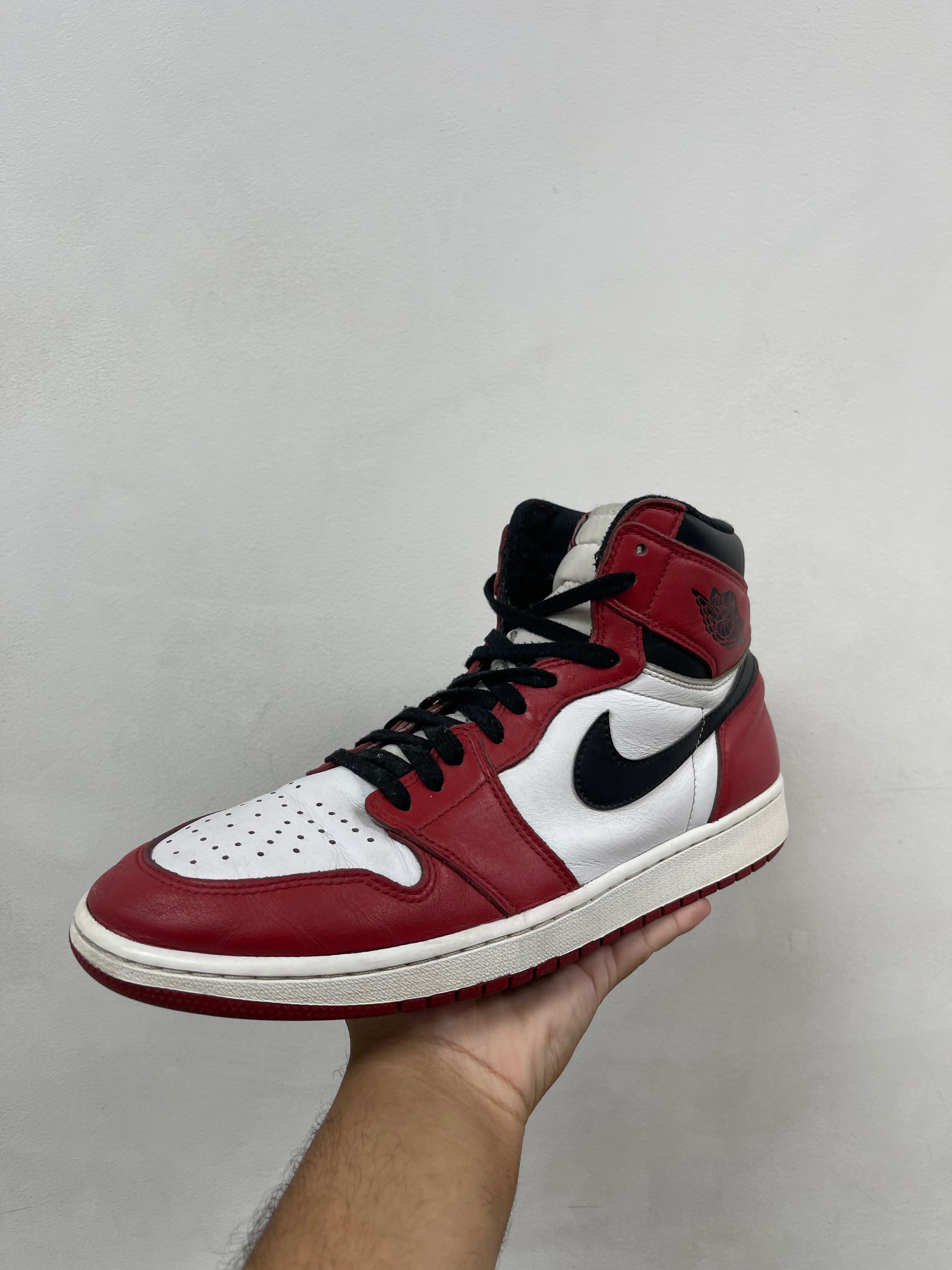 Jordan 1 Chicago (2015) Sneakers