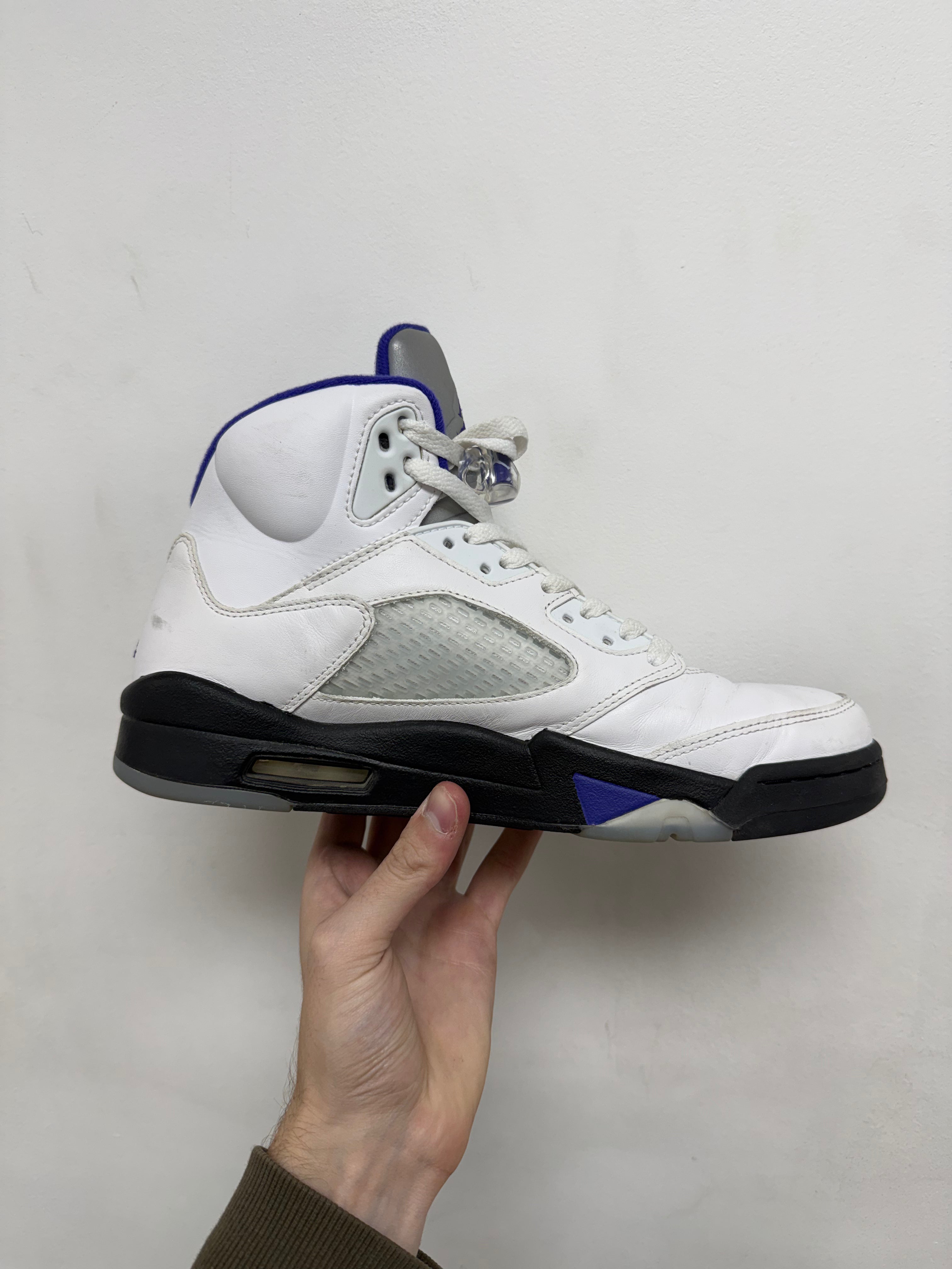 Jordan 5 Dark Concord Sneakers