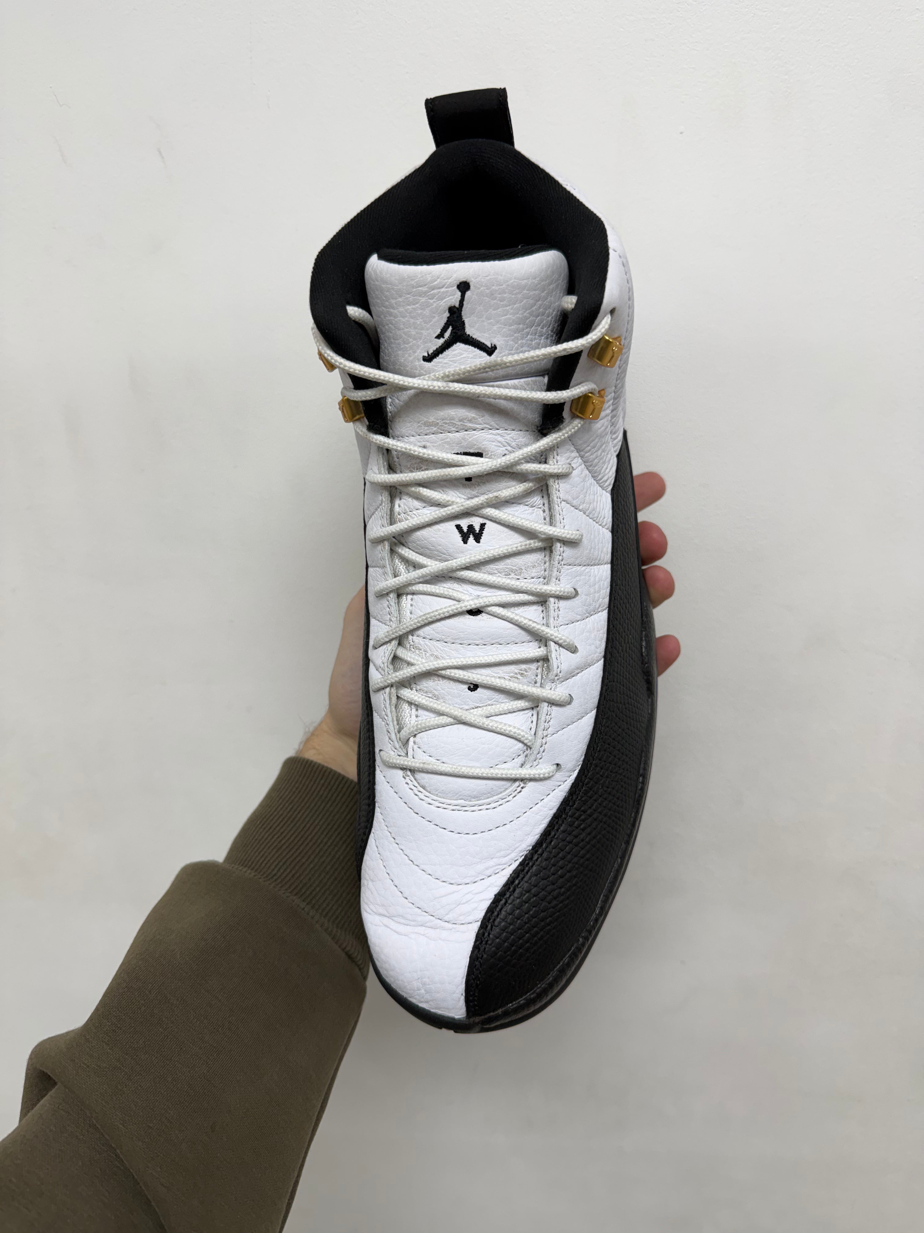 Jordan 12 Taxi Sneakers