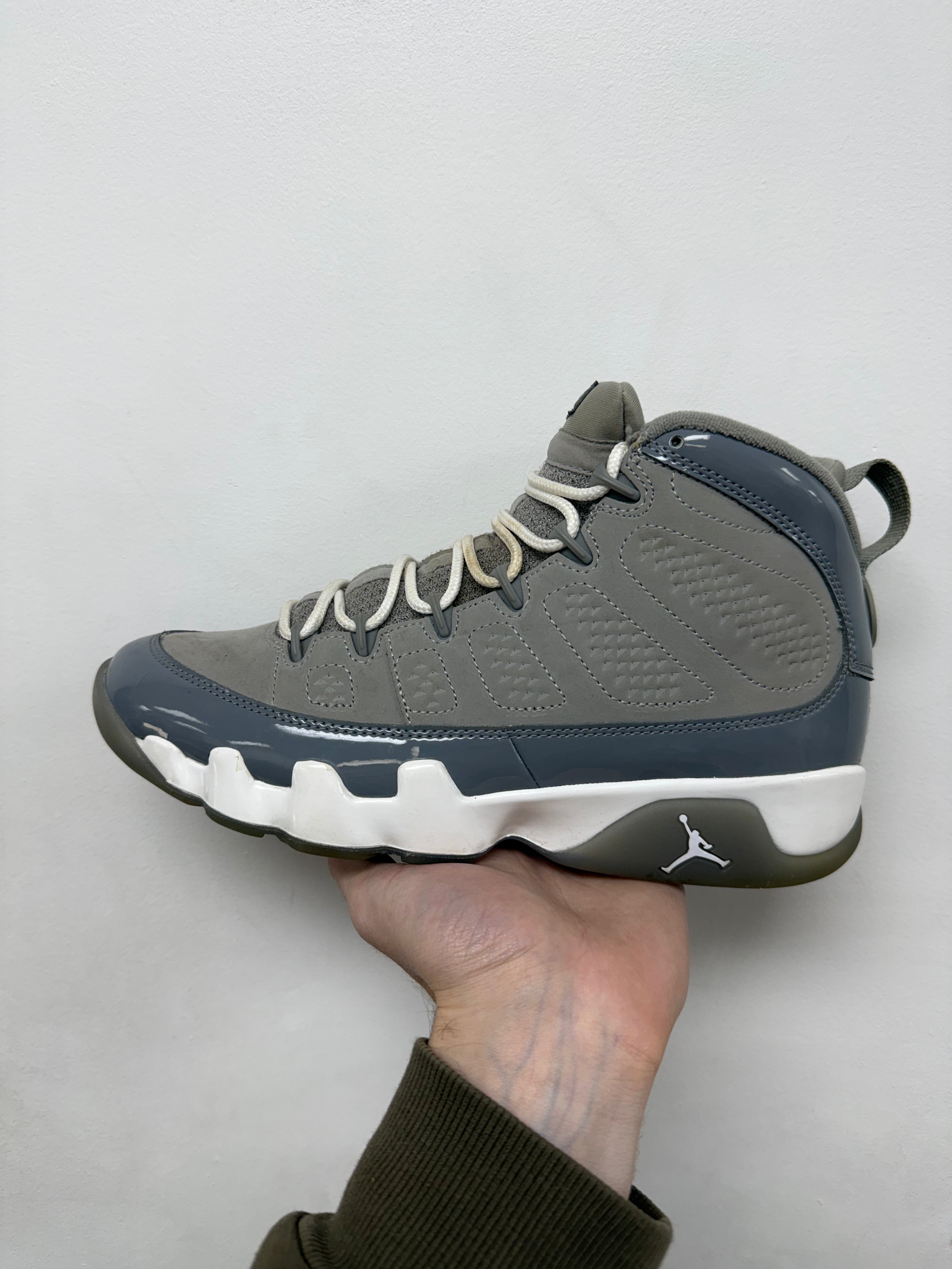 Jordan 9 Cool Grey Sneakers