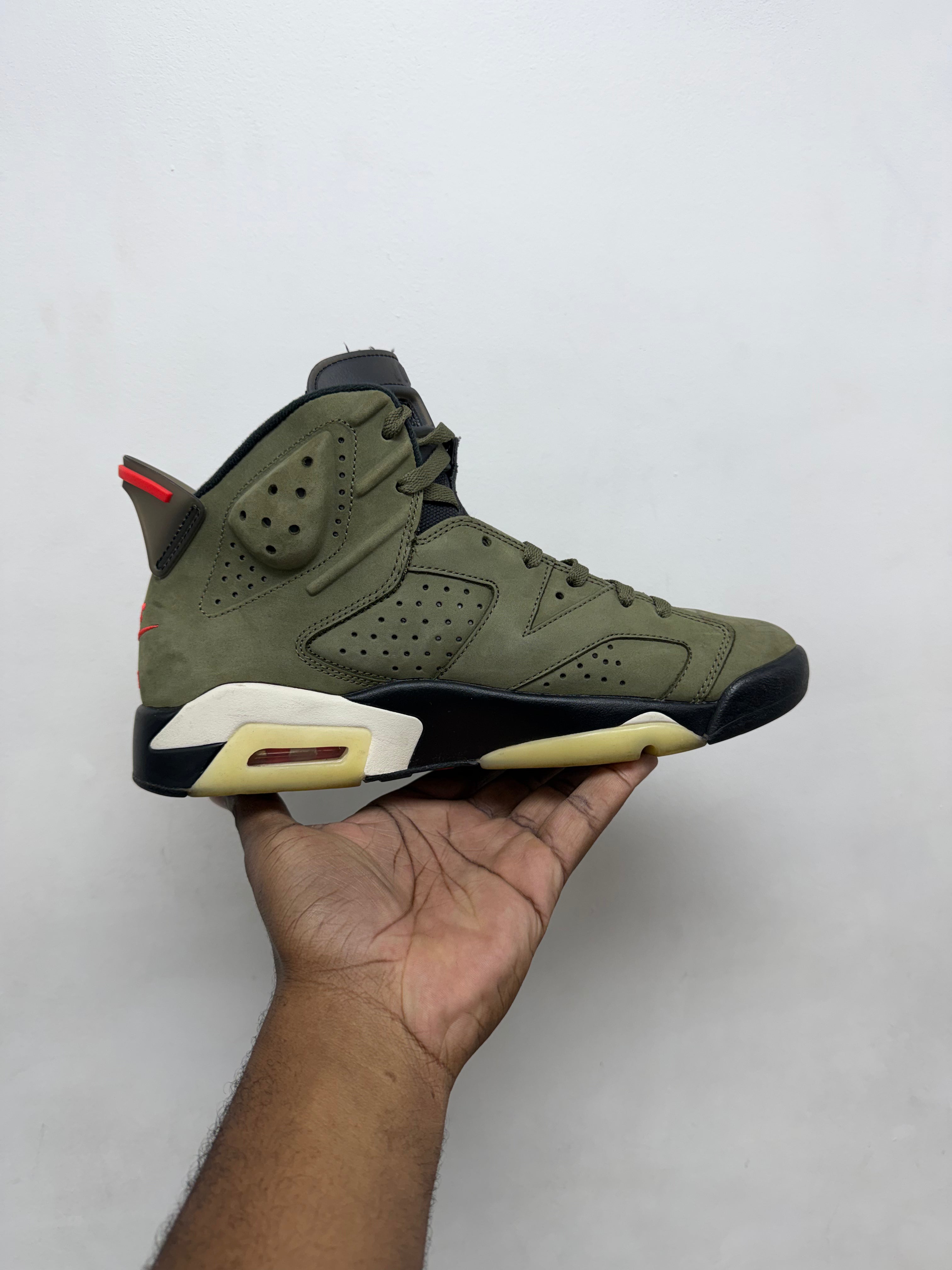 Jordan 6 Travis Scott Olive Sneakers