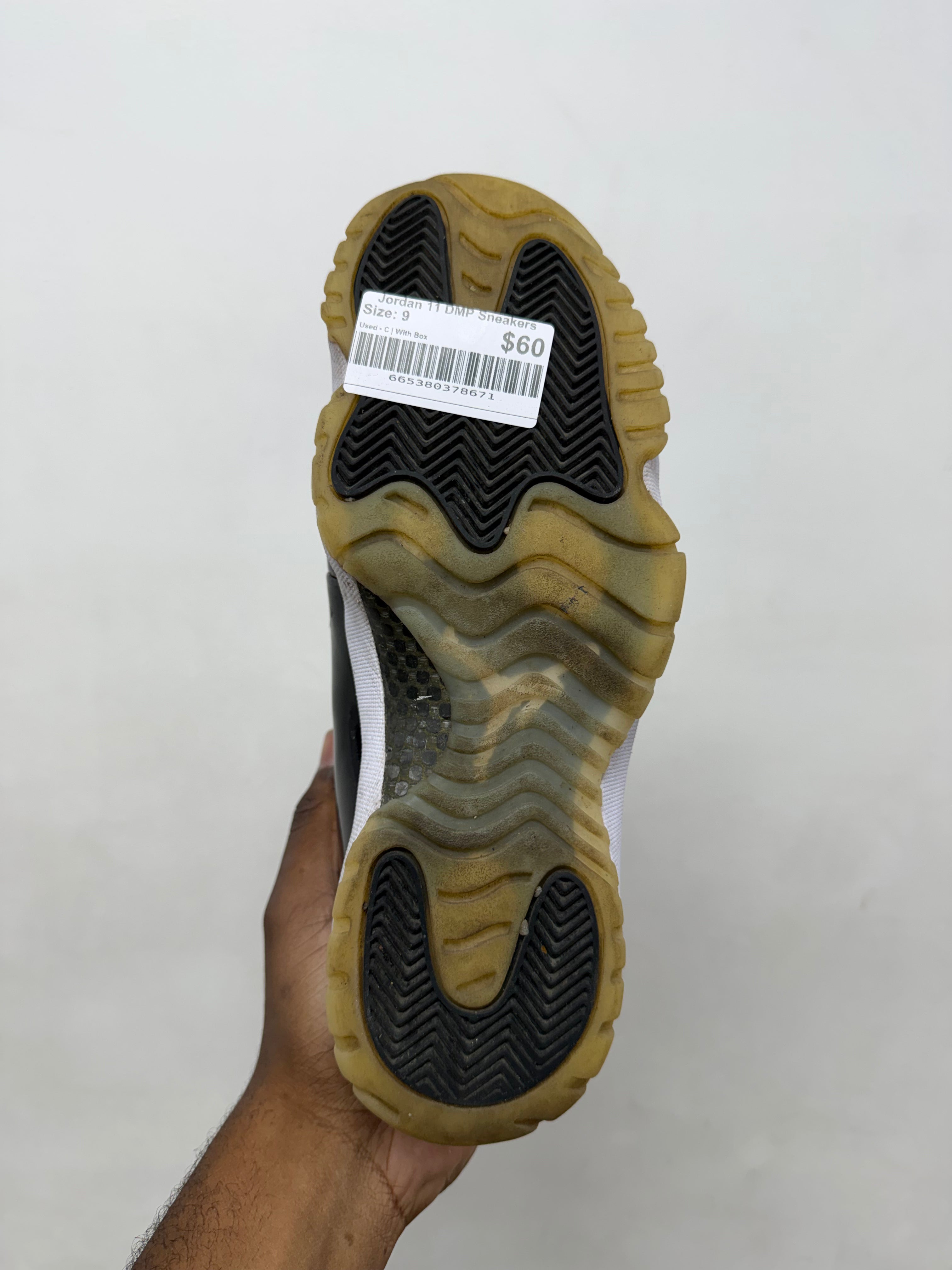 Jordan 11 DMP Sneakers
