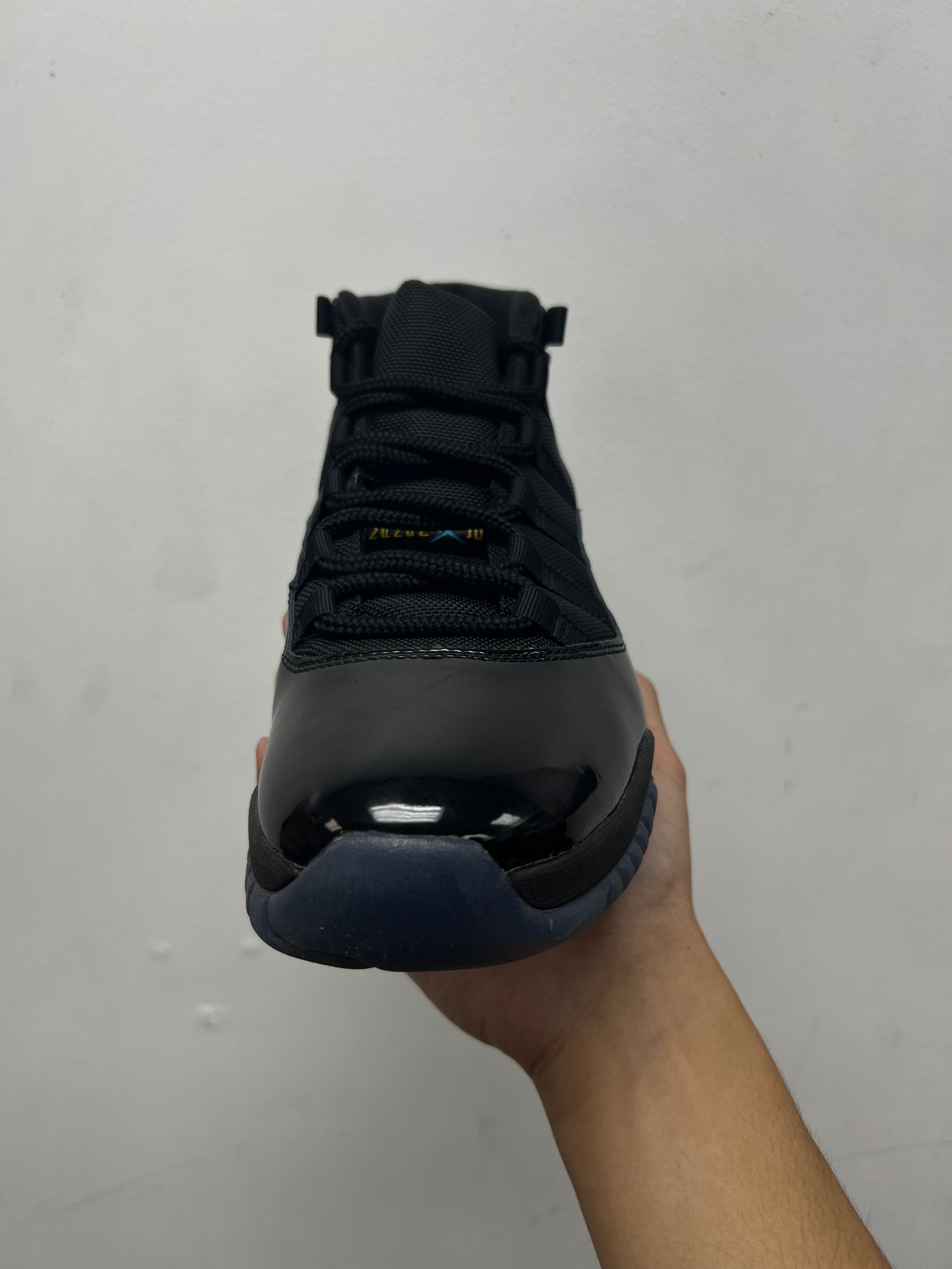 Jordan 11 Gamma Sneakers