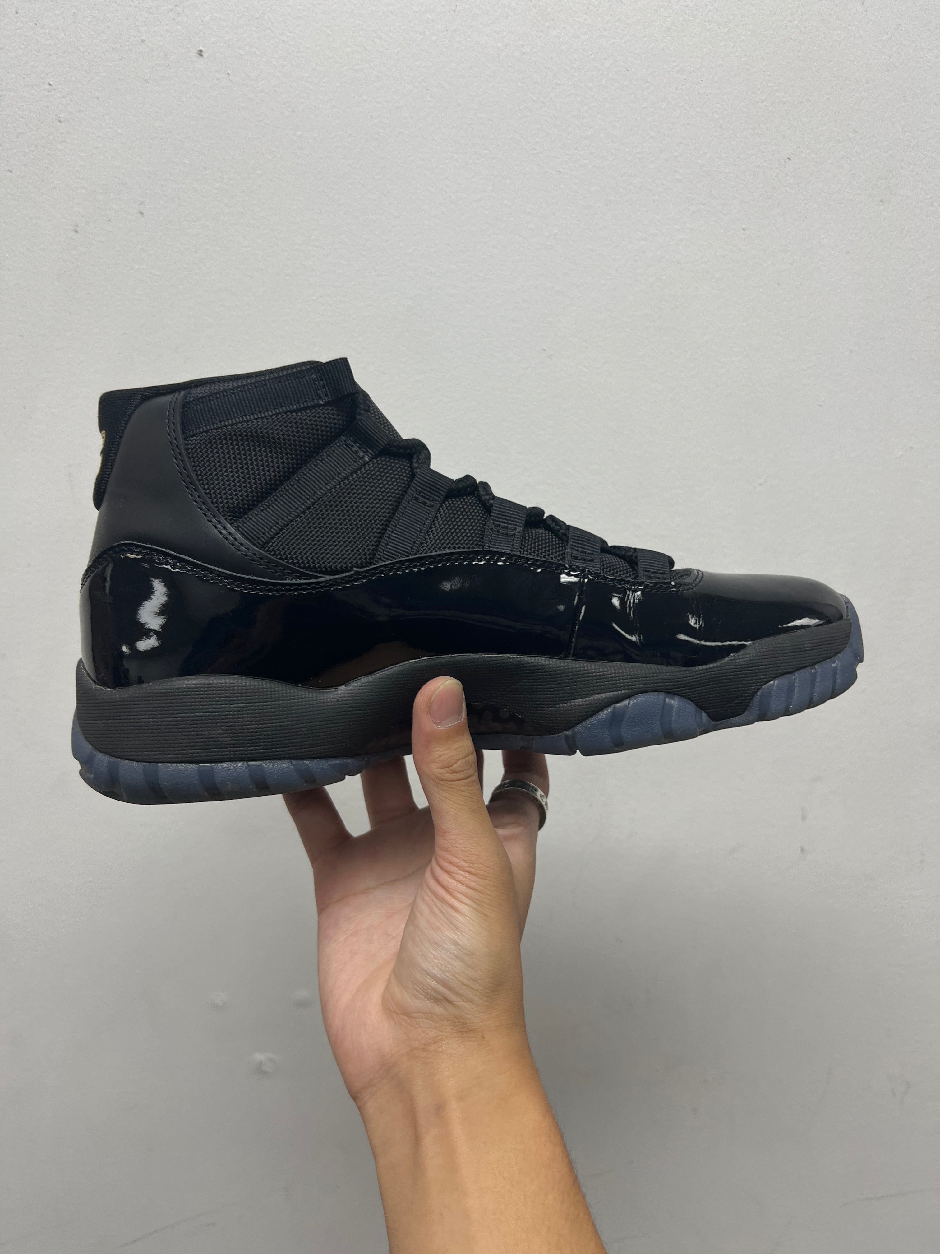 Jordan 11 Gamma Sneakers