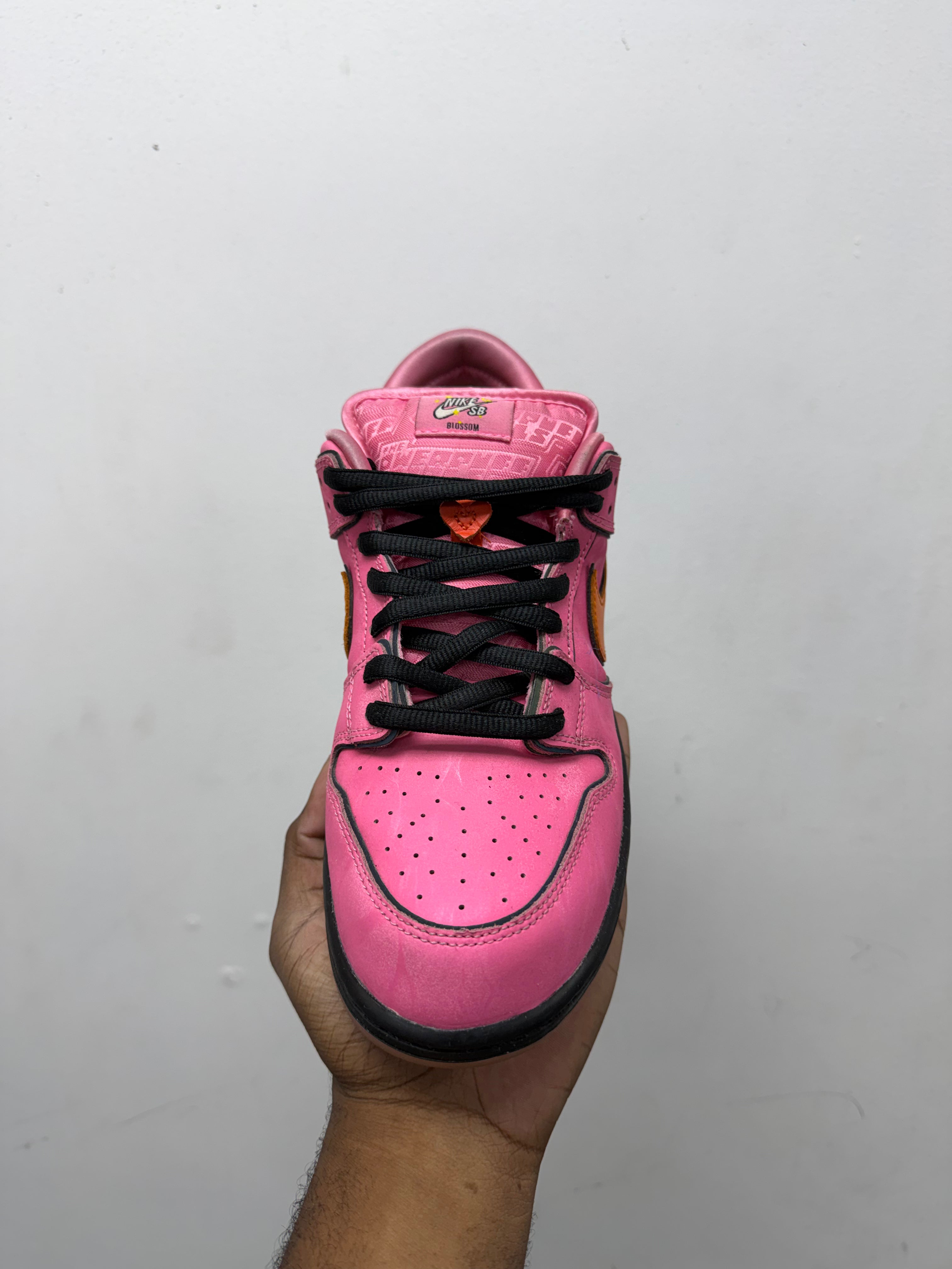Nike SB Dunk Low Powerpuff Blossom Sneakers