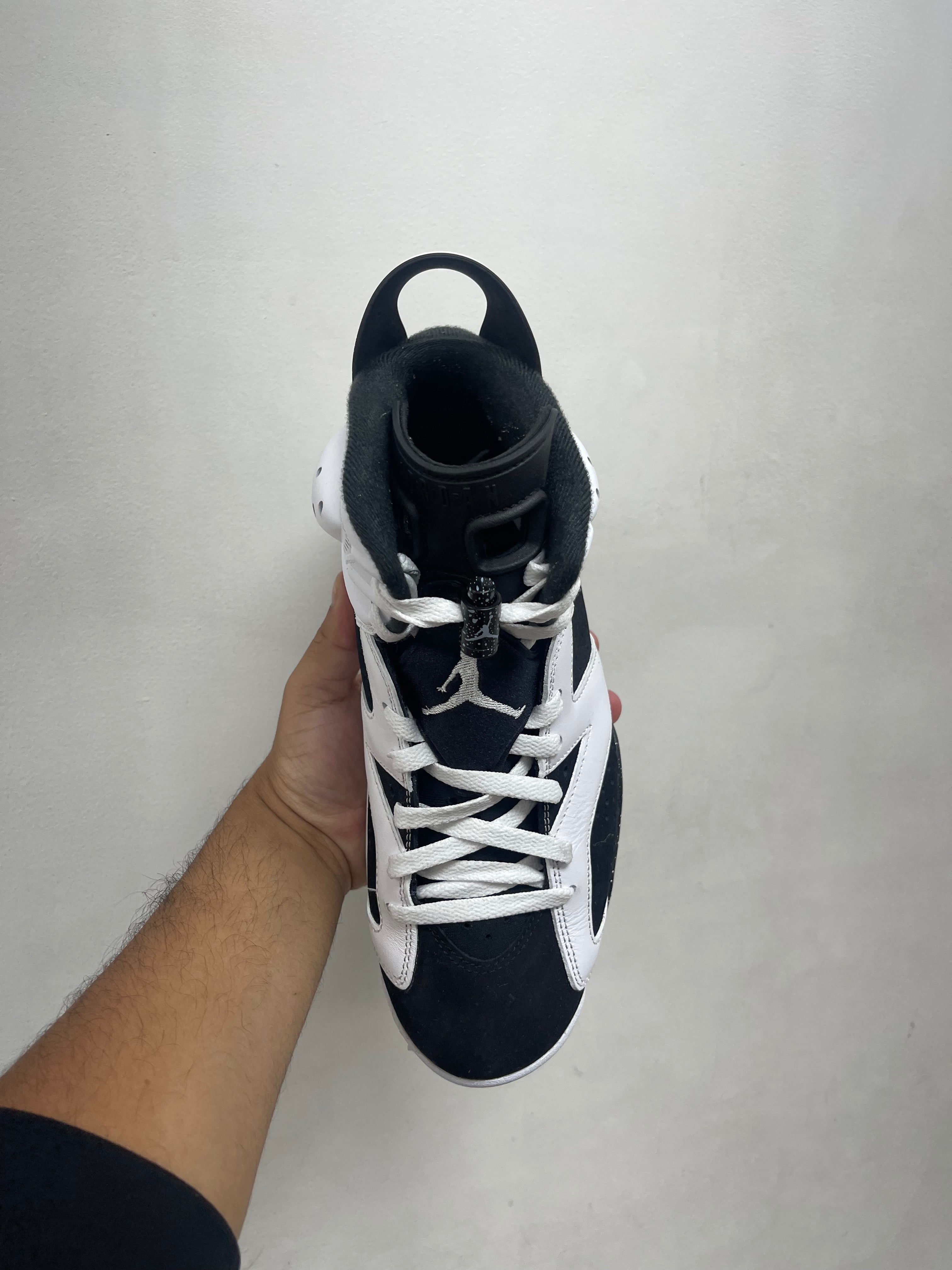 Jordan 6 Oreo Sneakers