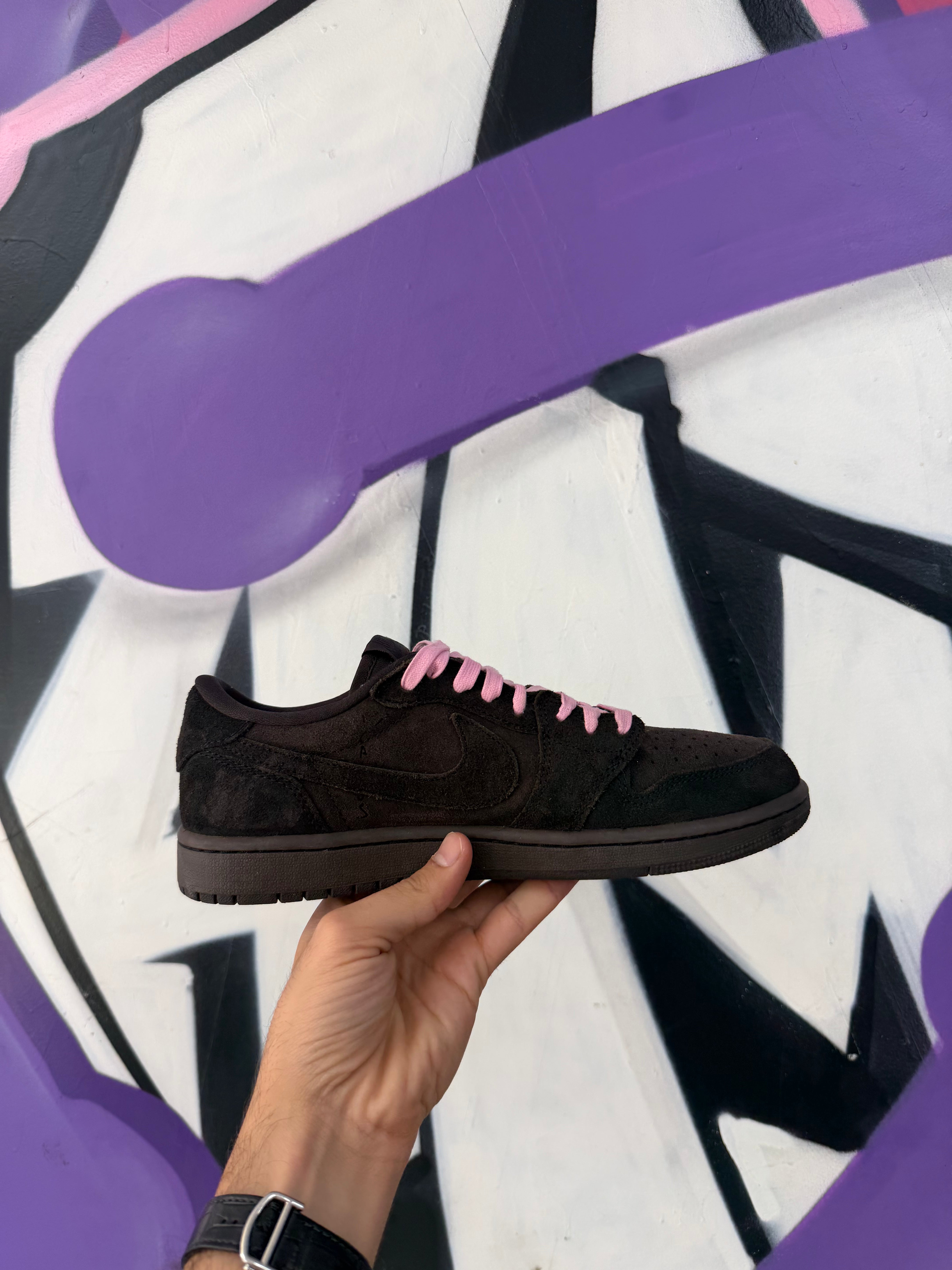 Jordan 1 Low Travis Scott Brown Velvet Sneakers
