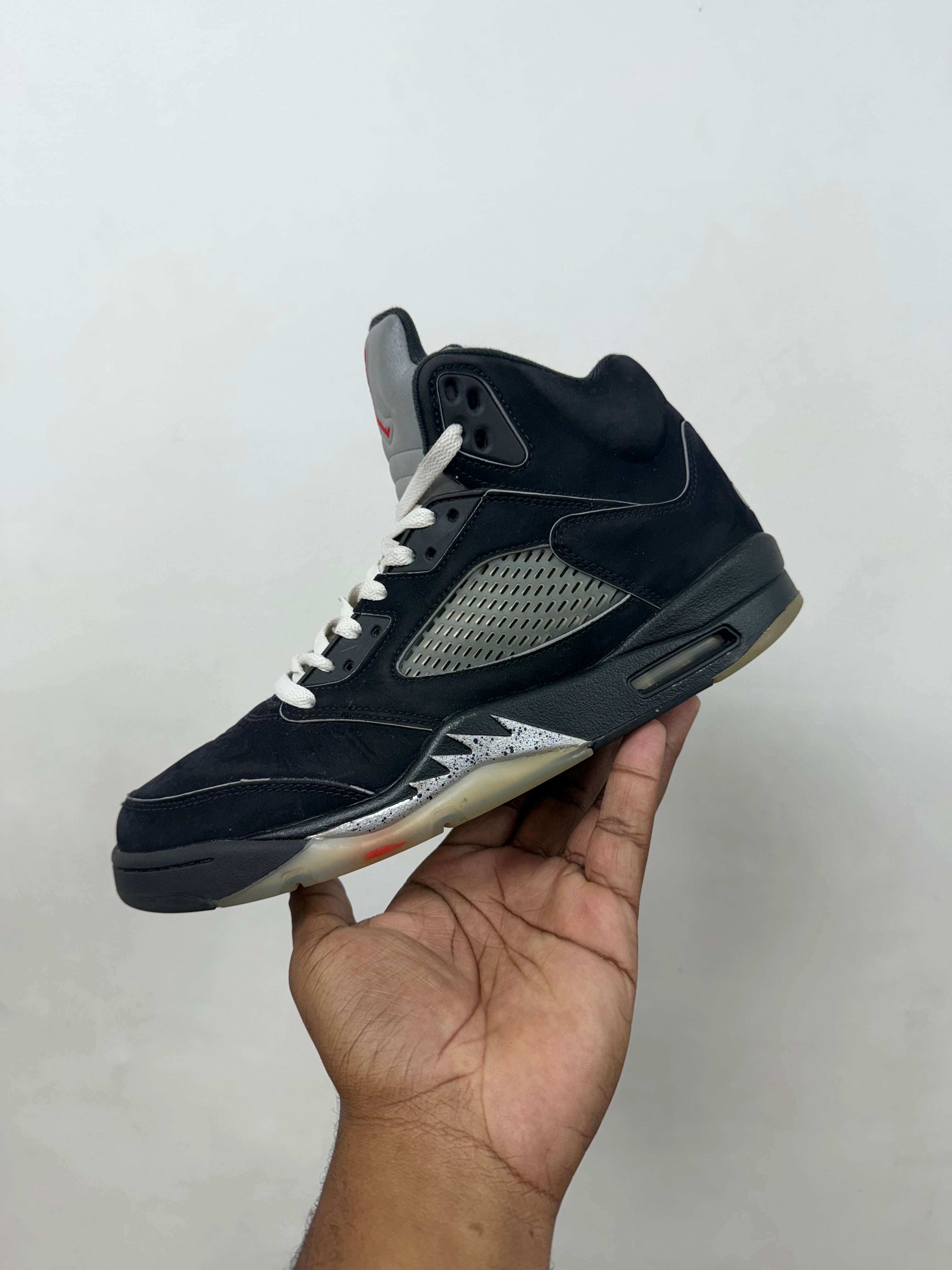 Jordan 5 Black Metallic Sneakers