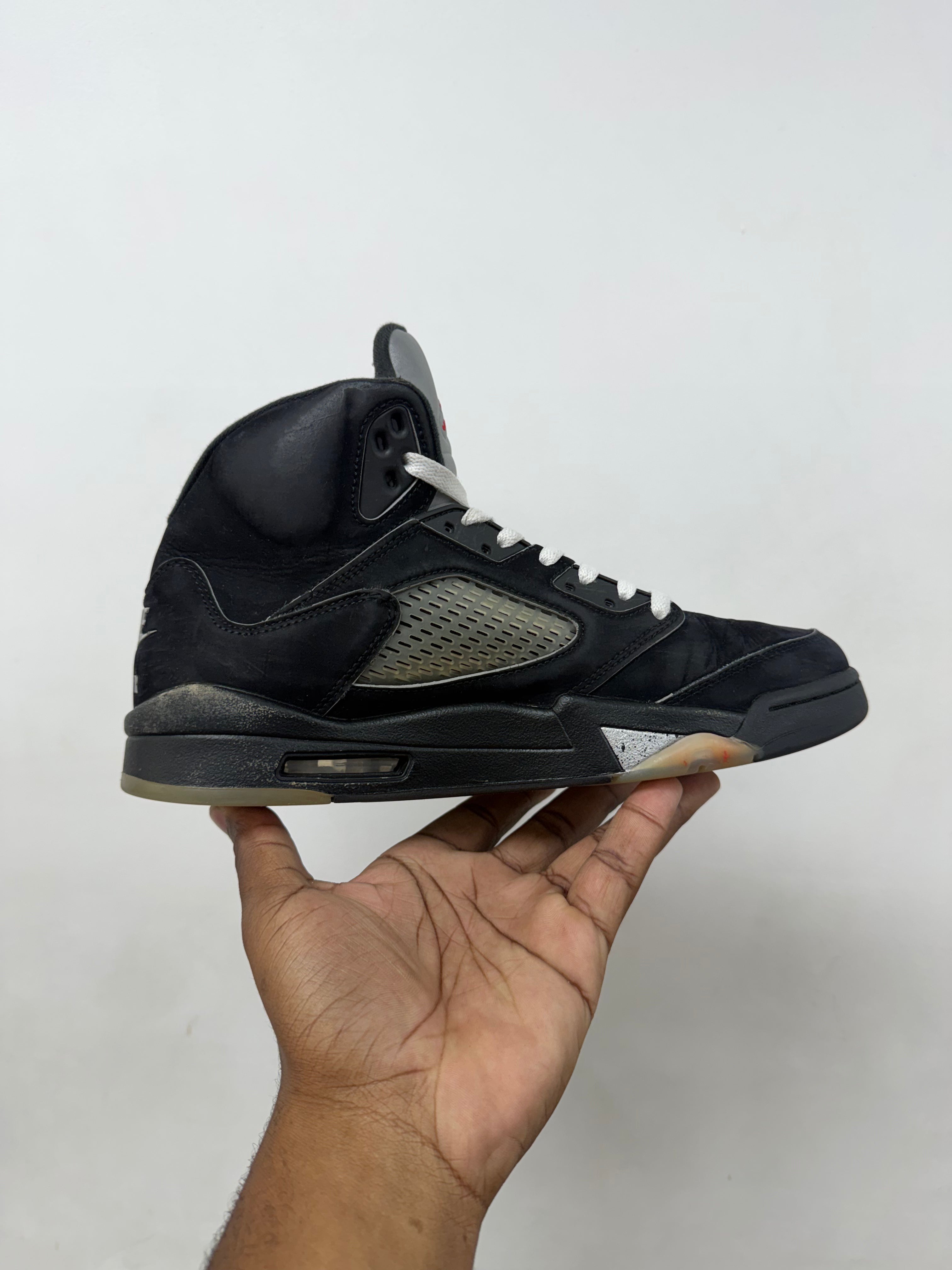 Jordan 5 Black Metallic Sneakers