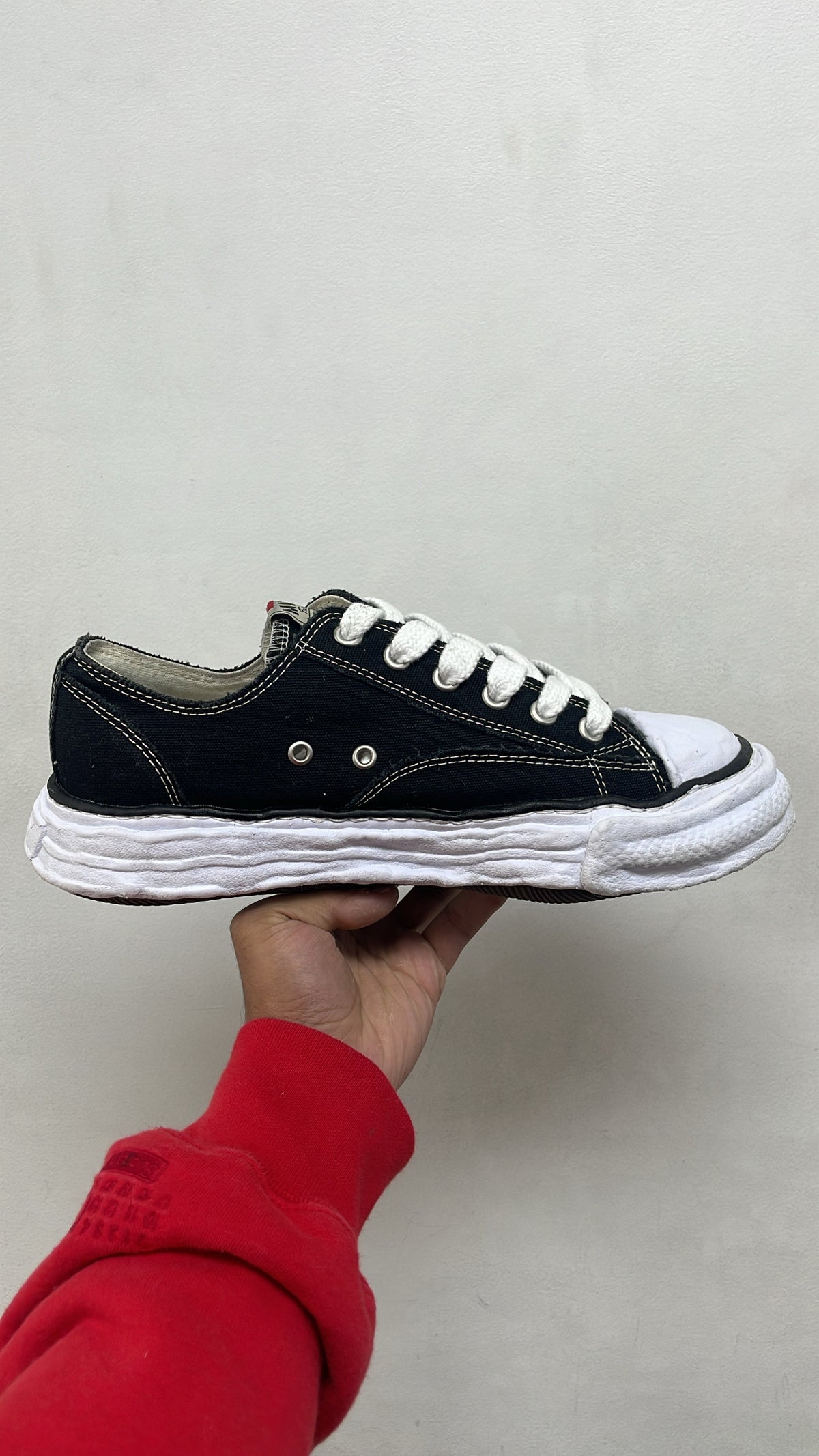 MMY Black Low Sneakers