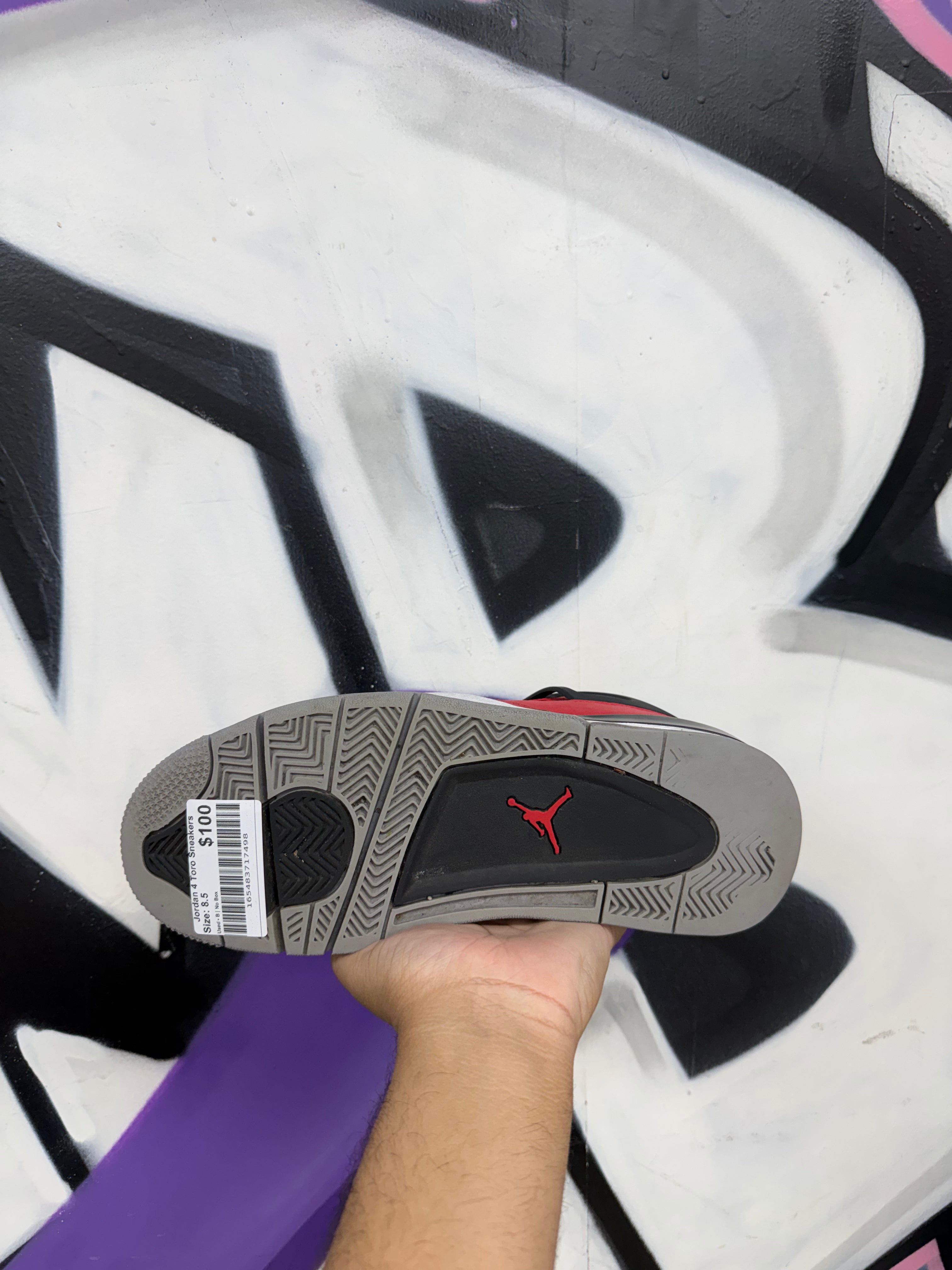Jordan 4 Toro Sneakers