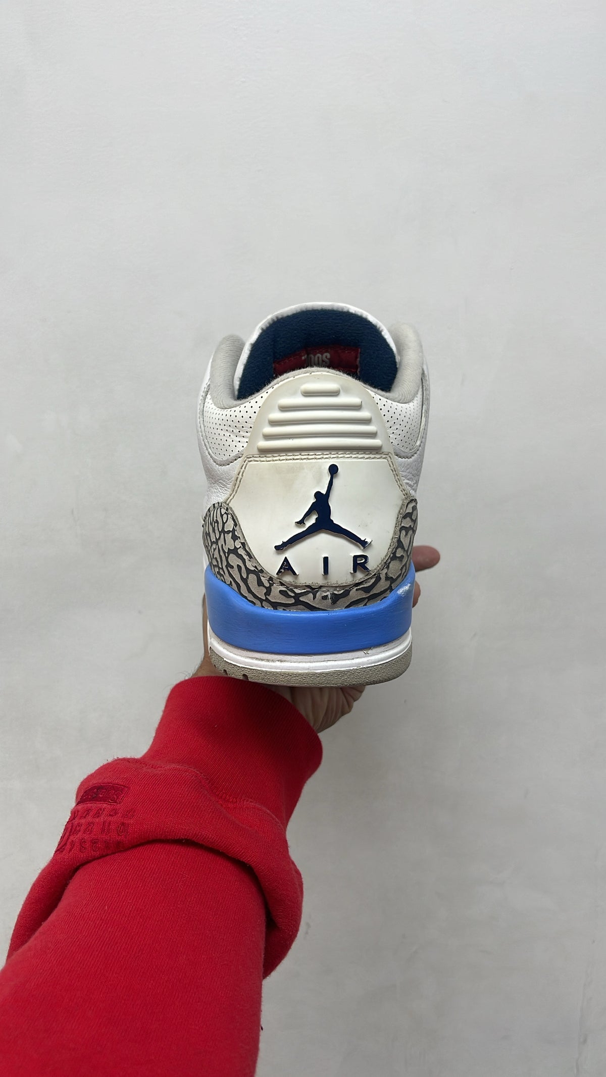 Jordan 3 UNC Sneakers