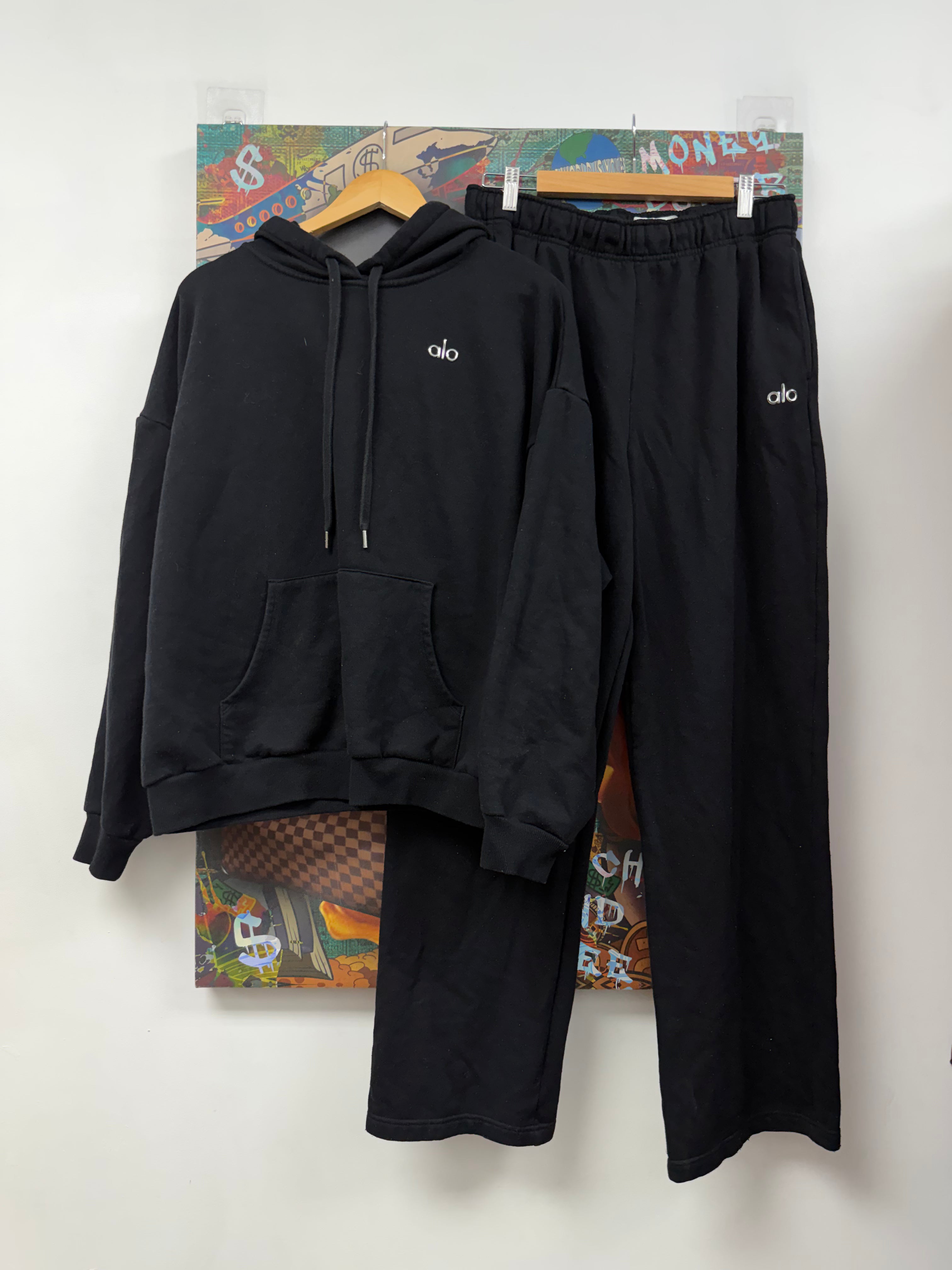 Alo Black Accolade Sweatsuit