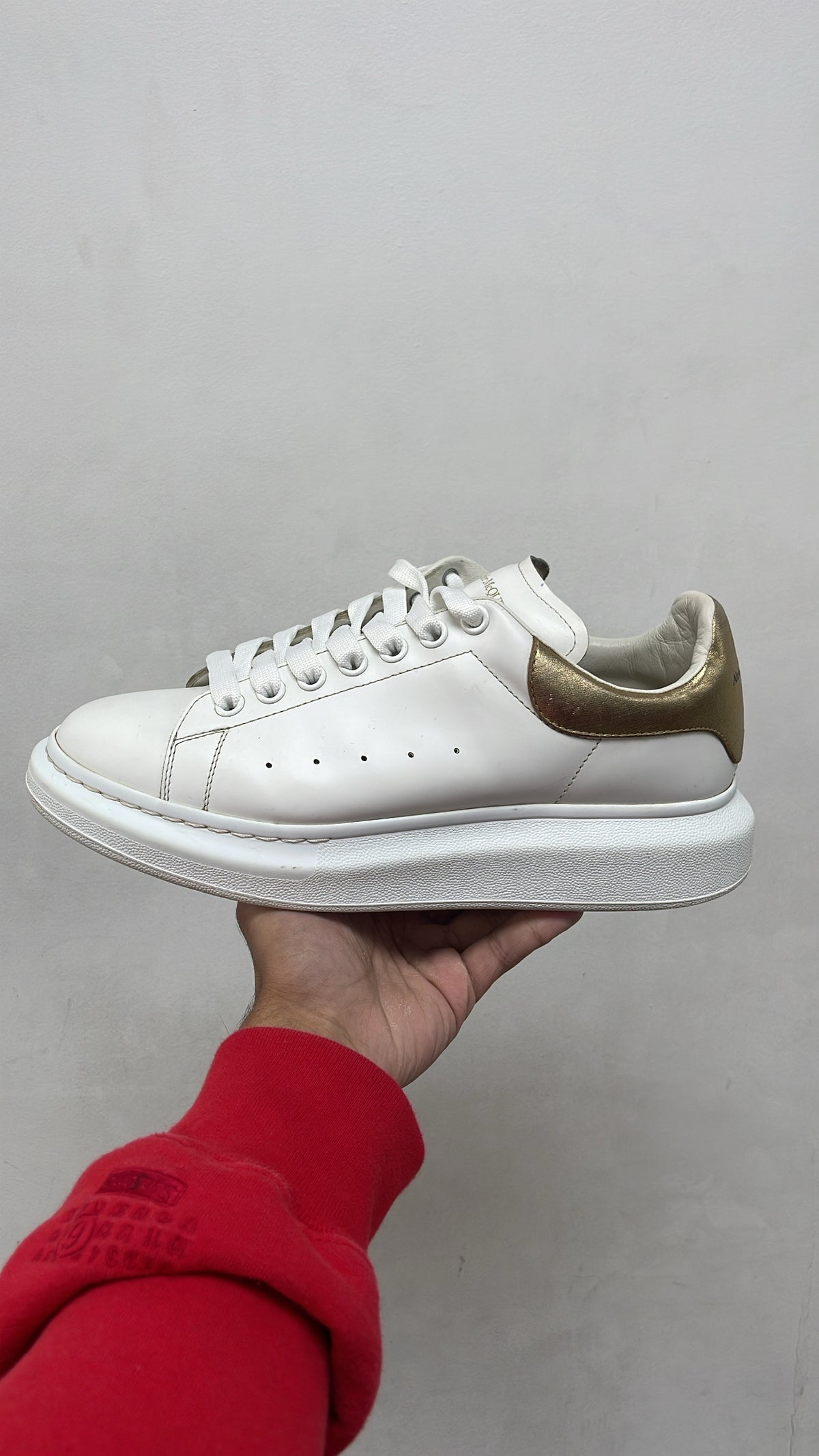 Alexander Mcqueen White Gold Sneakers