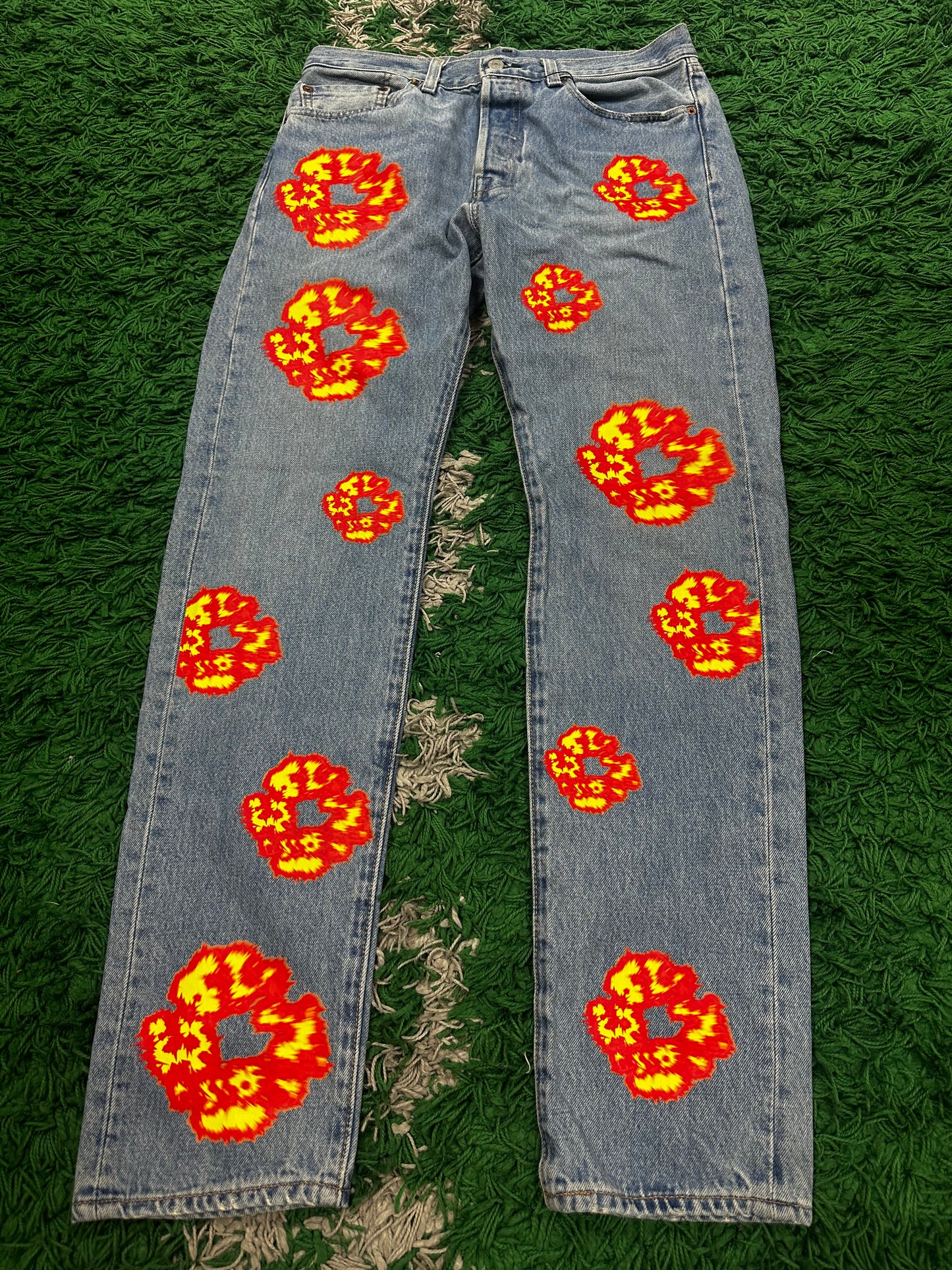 Denim Tears Offset Lightwash Jeans Used 31 N/A