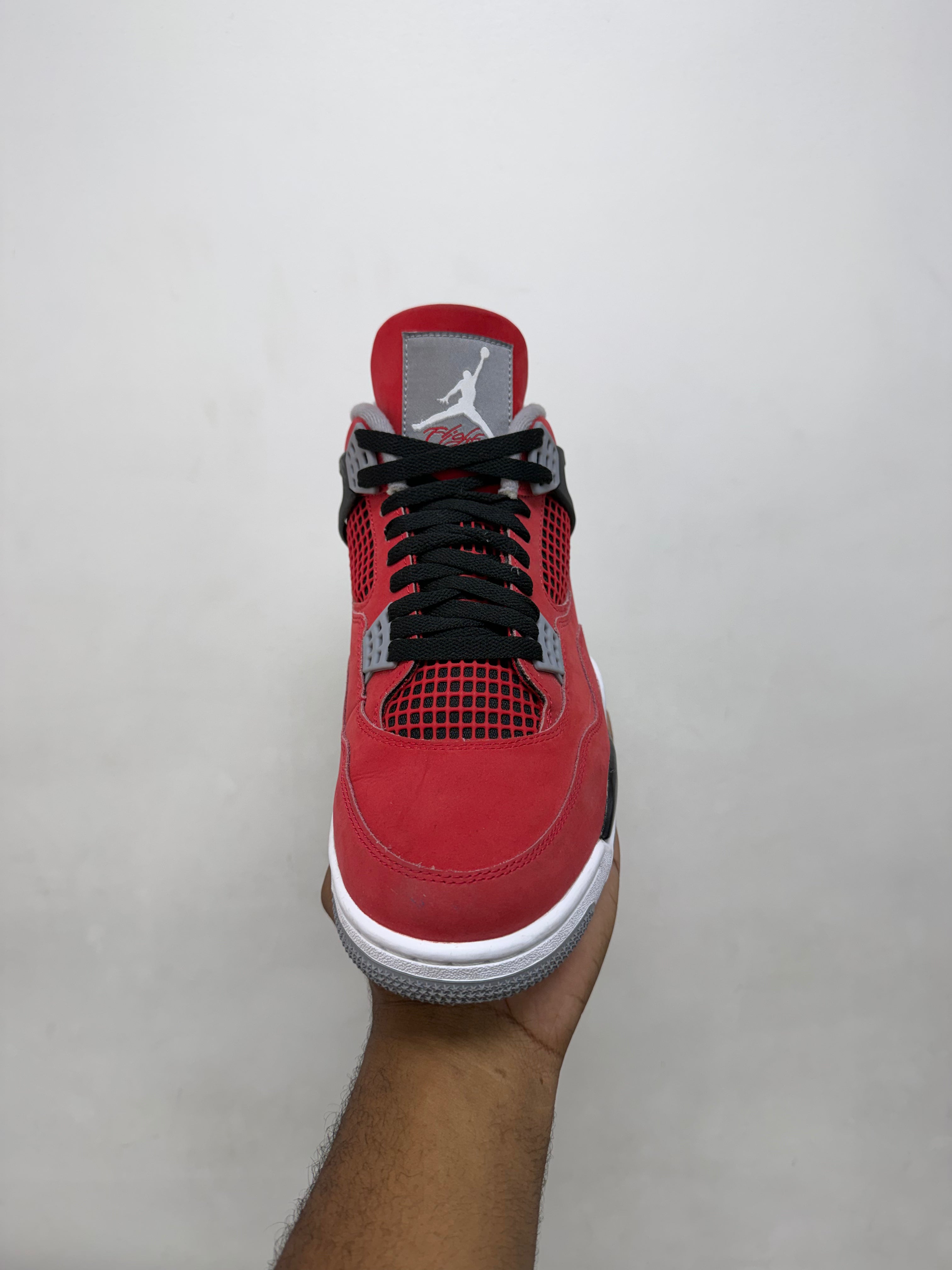 Jordan 4 Toro Sneakers