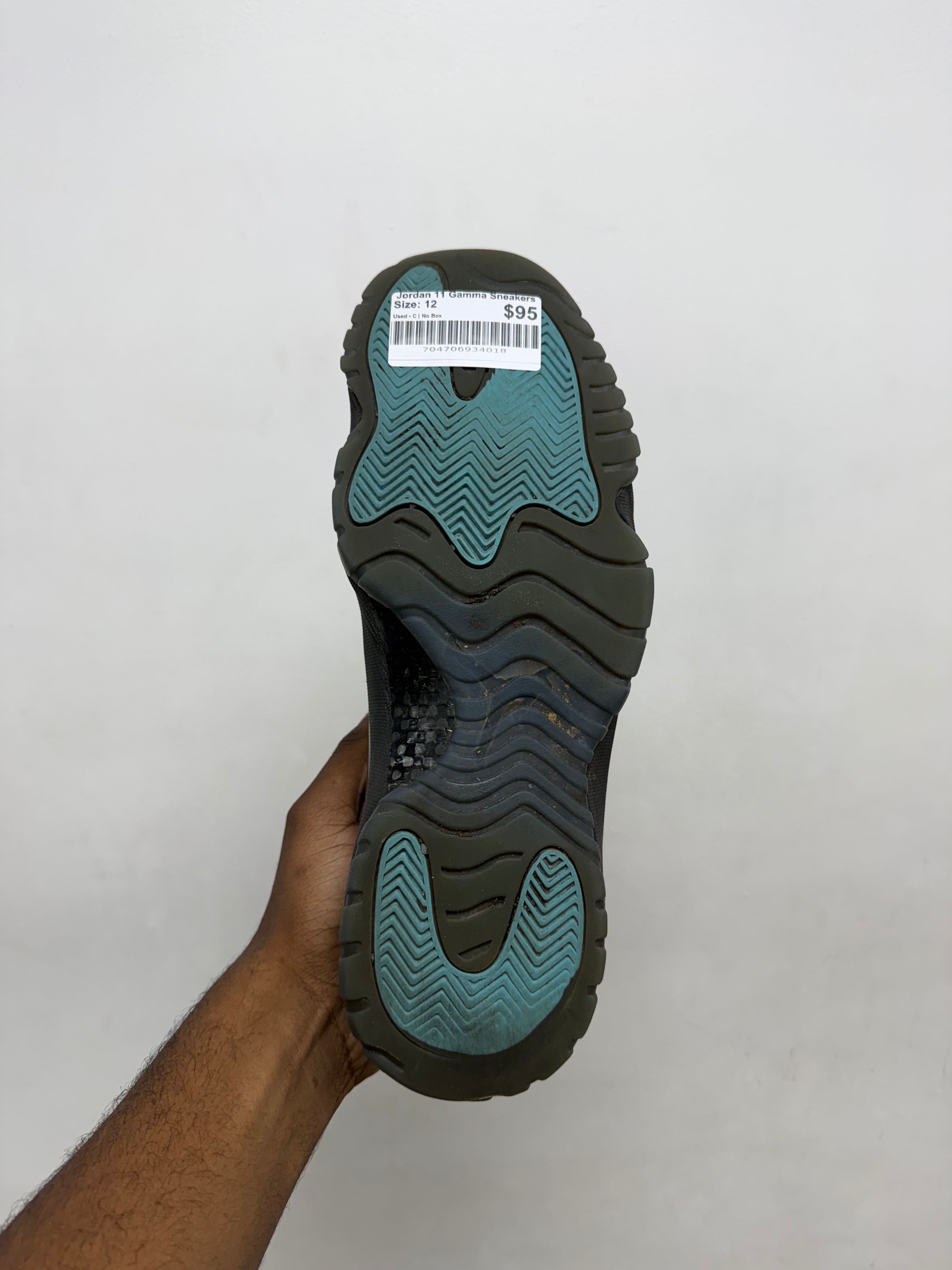 Jordan 11 Gamma Sneakers