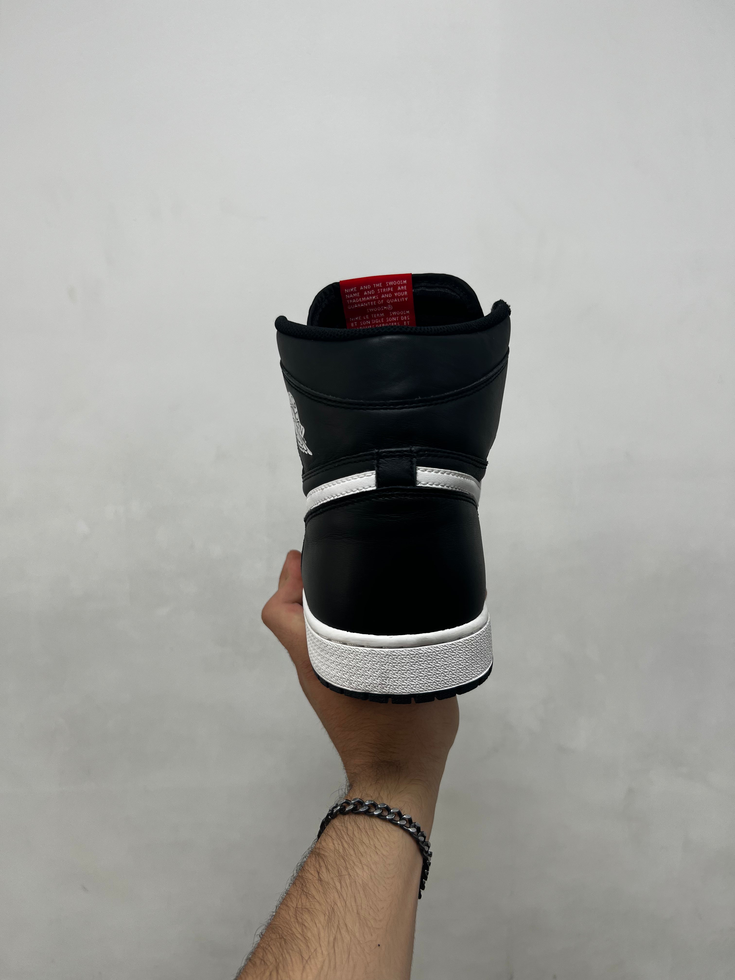 Jordan 1 Yin Yang Sneakers