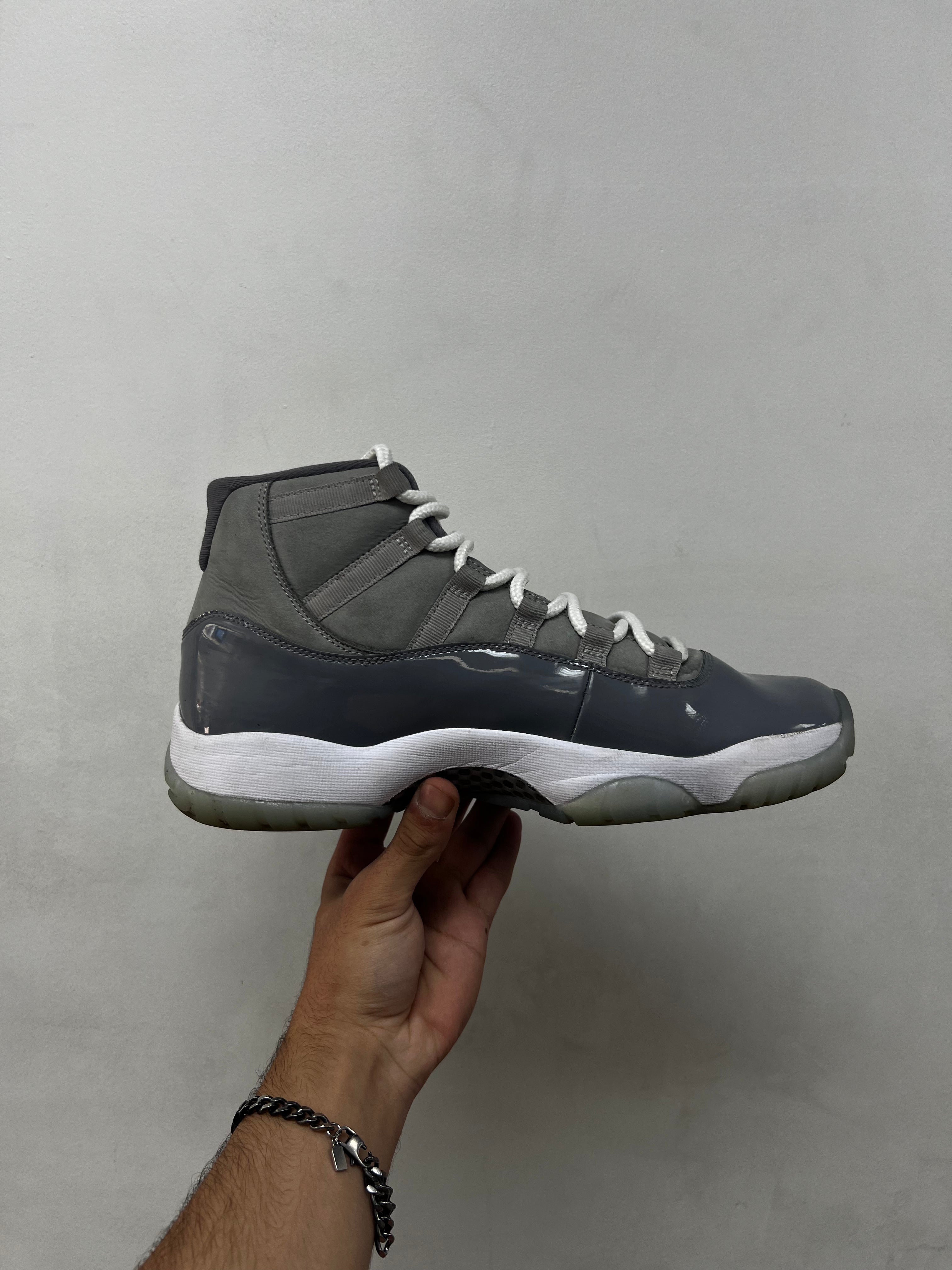 Jordan 11 Cool Grey Sneakers
