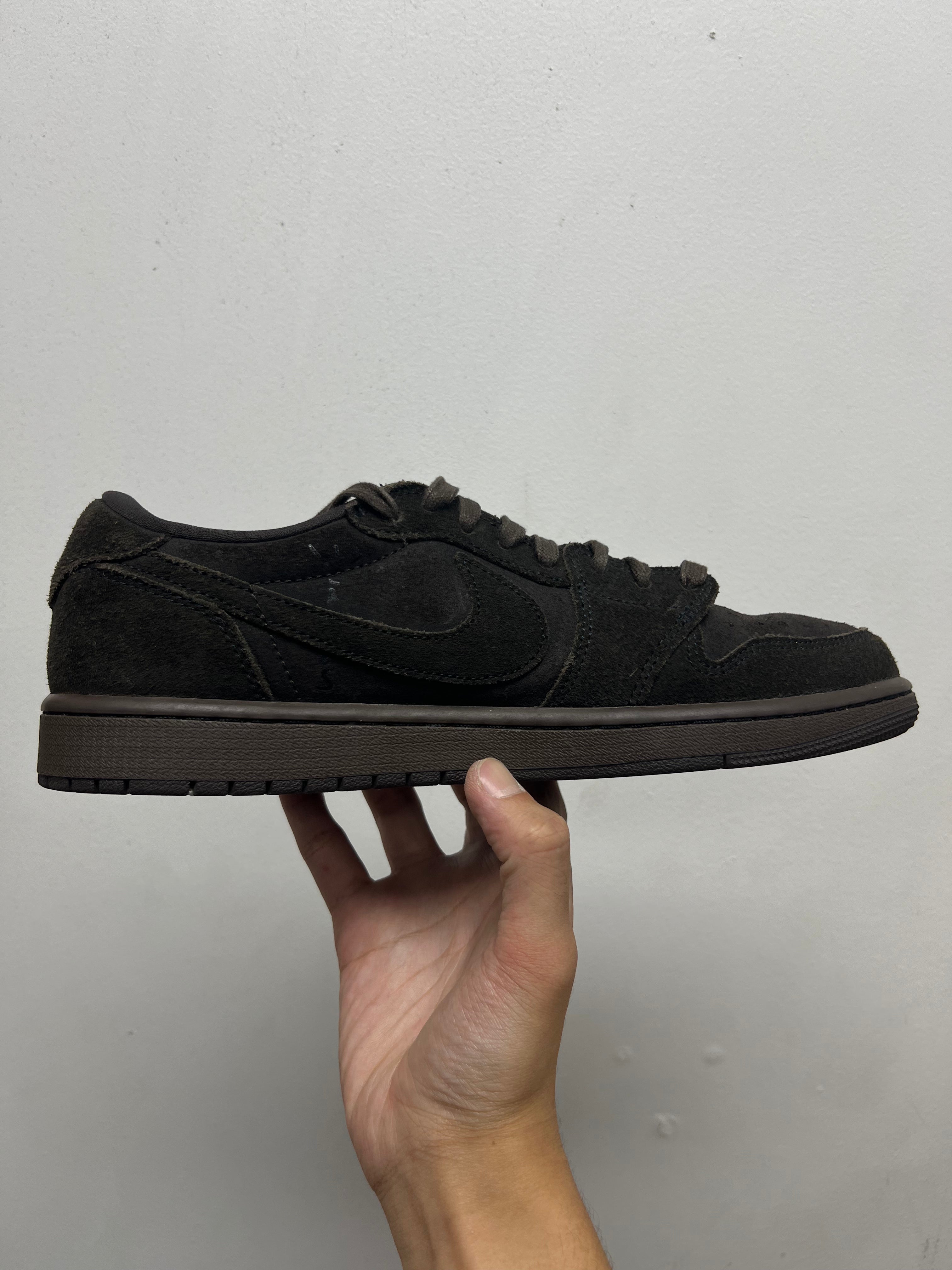 Jordan 1 Low Travis Scott Brown Velvet Sneakers