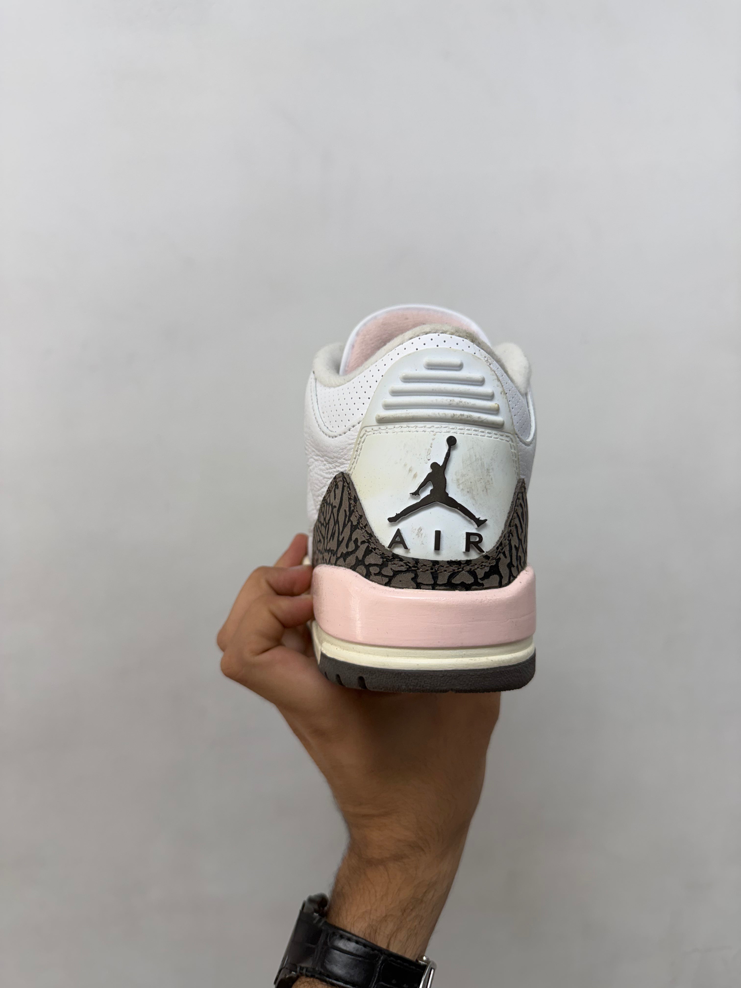 Jordan 3 Neapolitan Sneakers