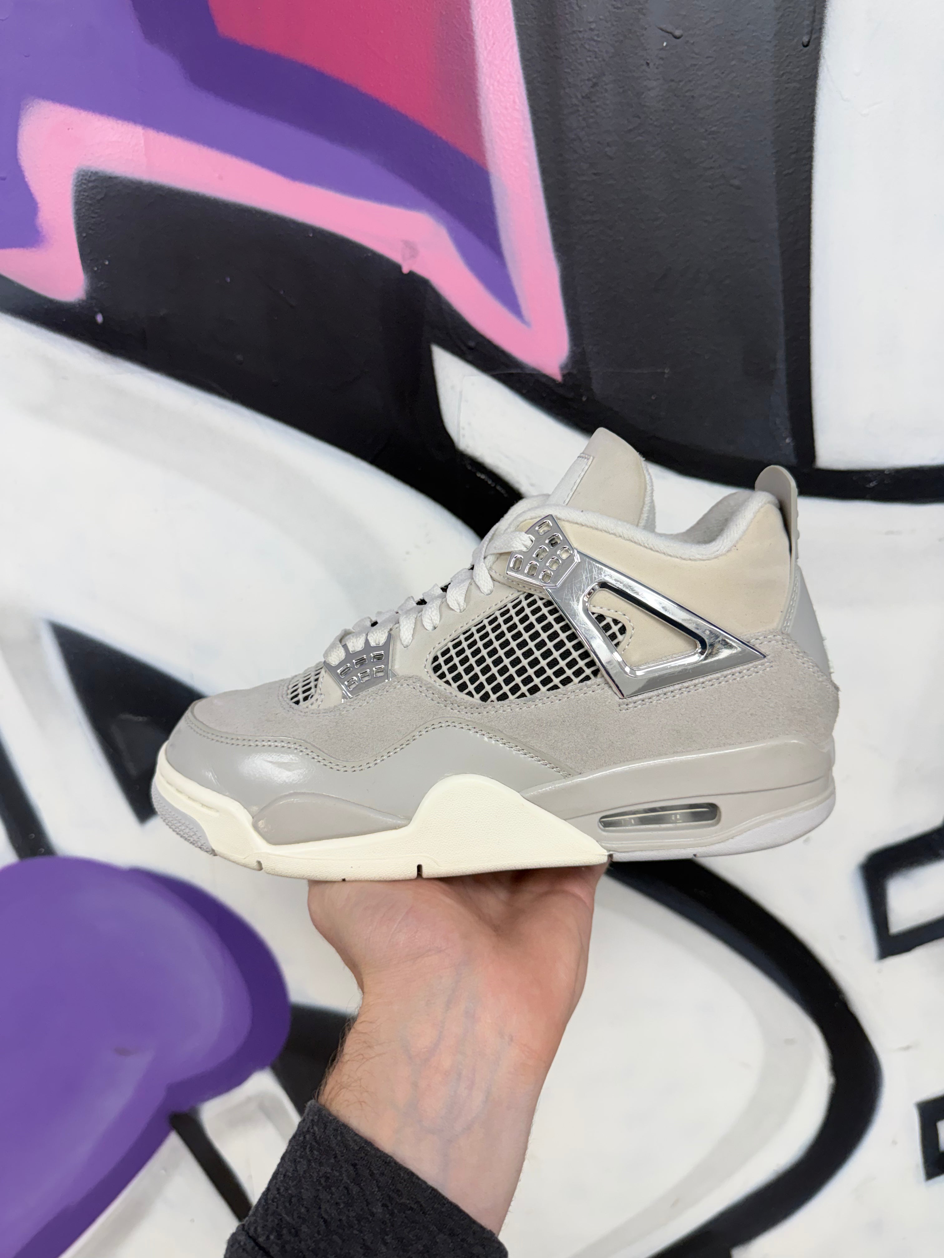 Jordan 4 Frozen Moments Sneakers