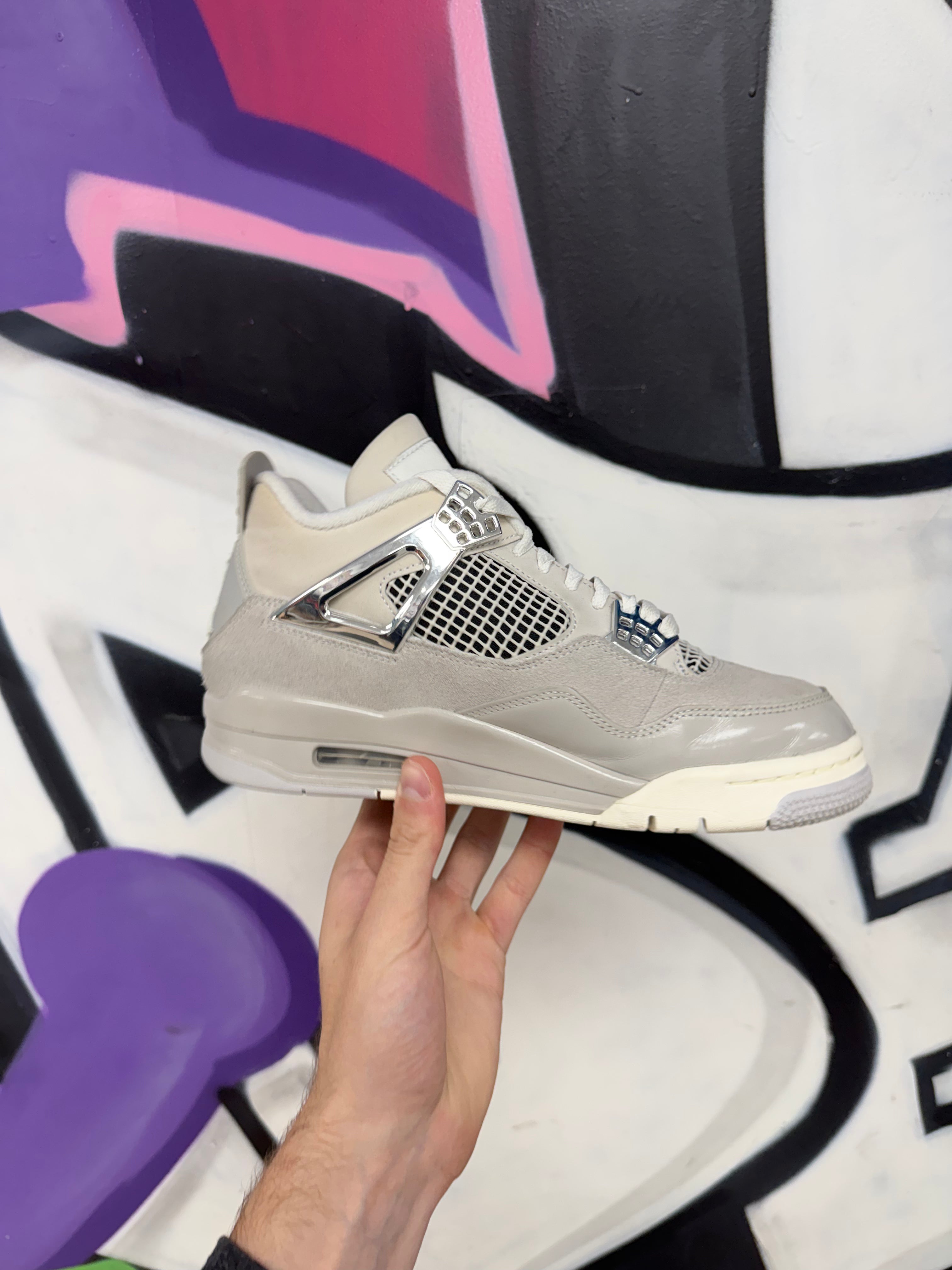 Jordan 4 Frozen Moments Sneakers