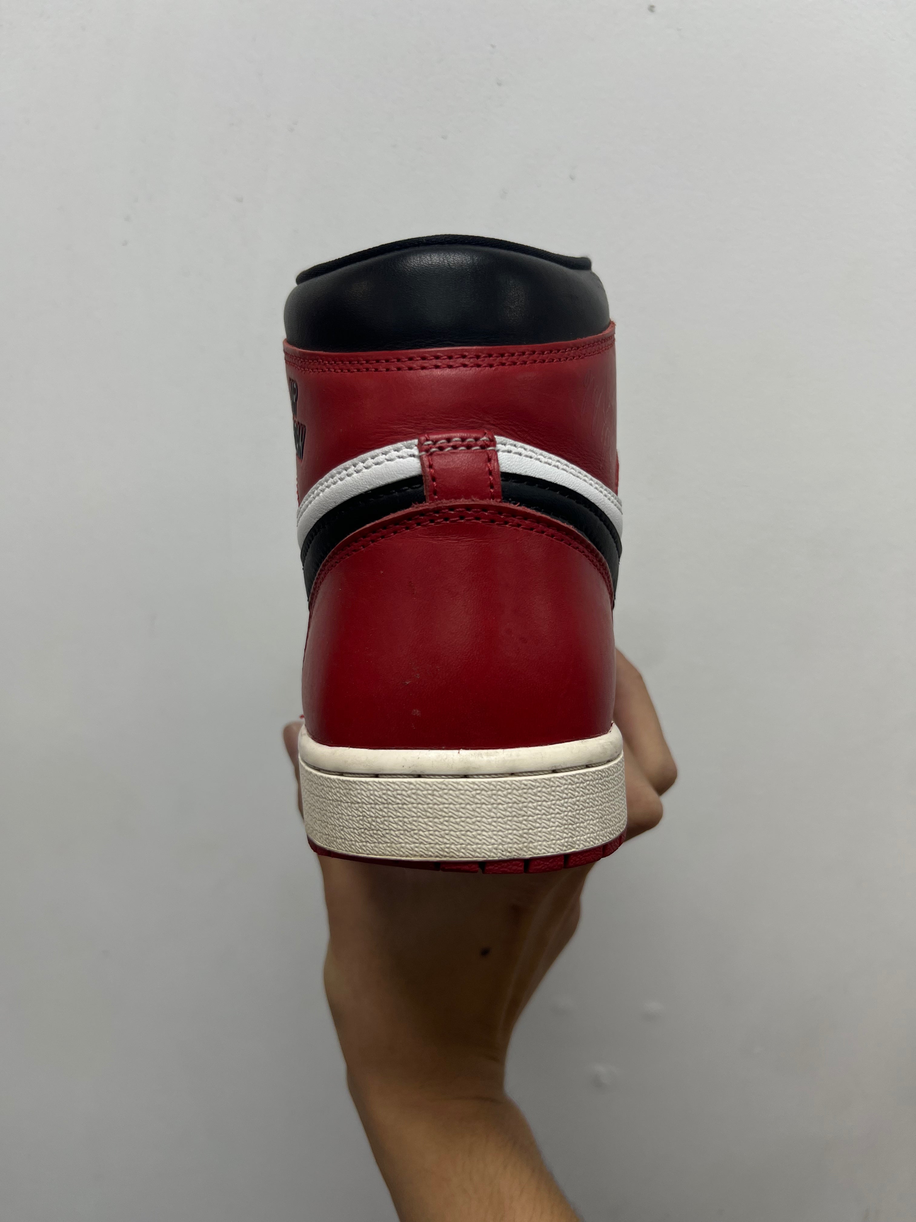 Jordan 1 Black Toe Sneakers