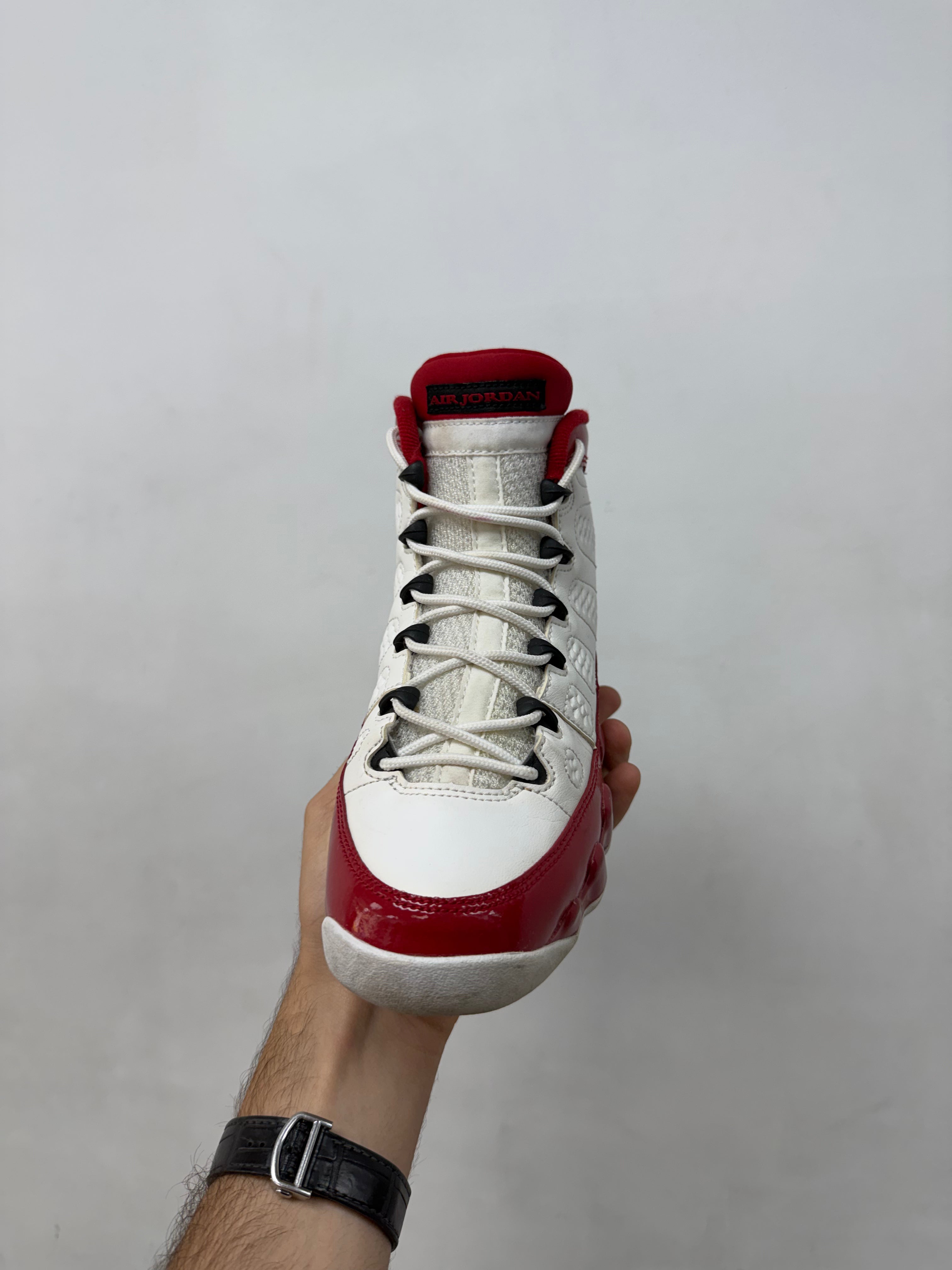 Jordan 9 Gym Red Sneakers