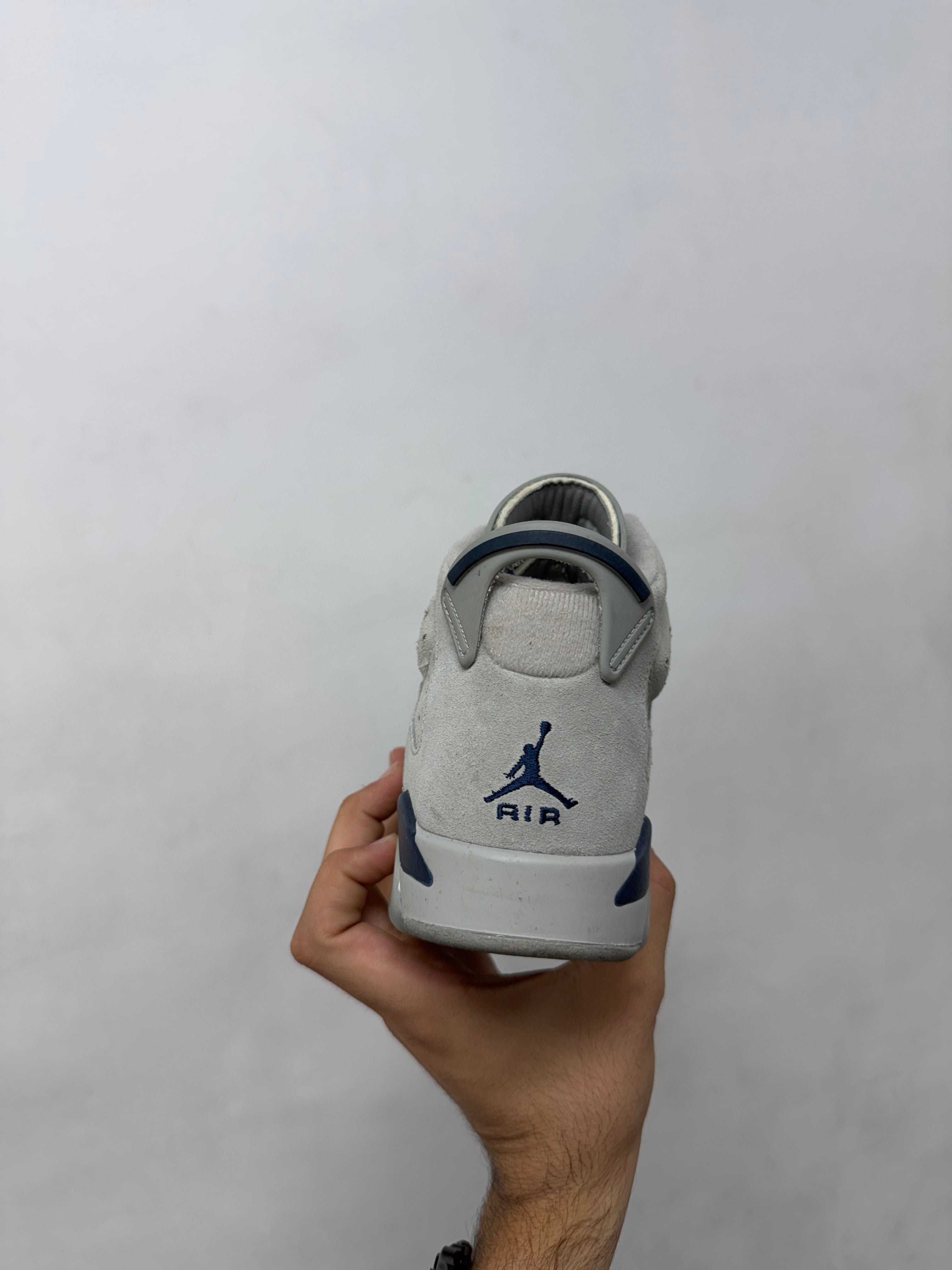 Jordan 6 Georgetown Sneakers