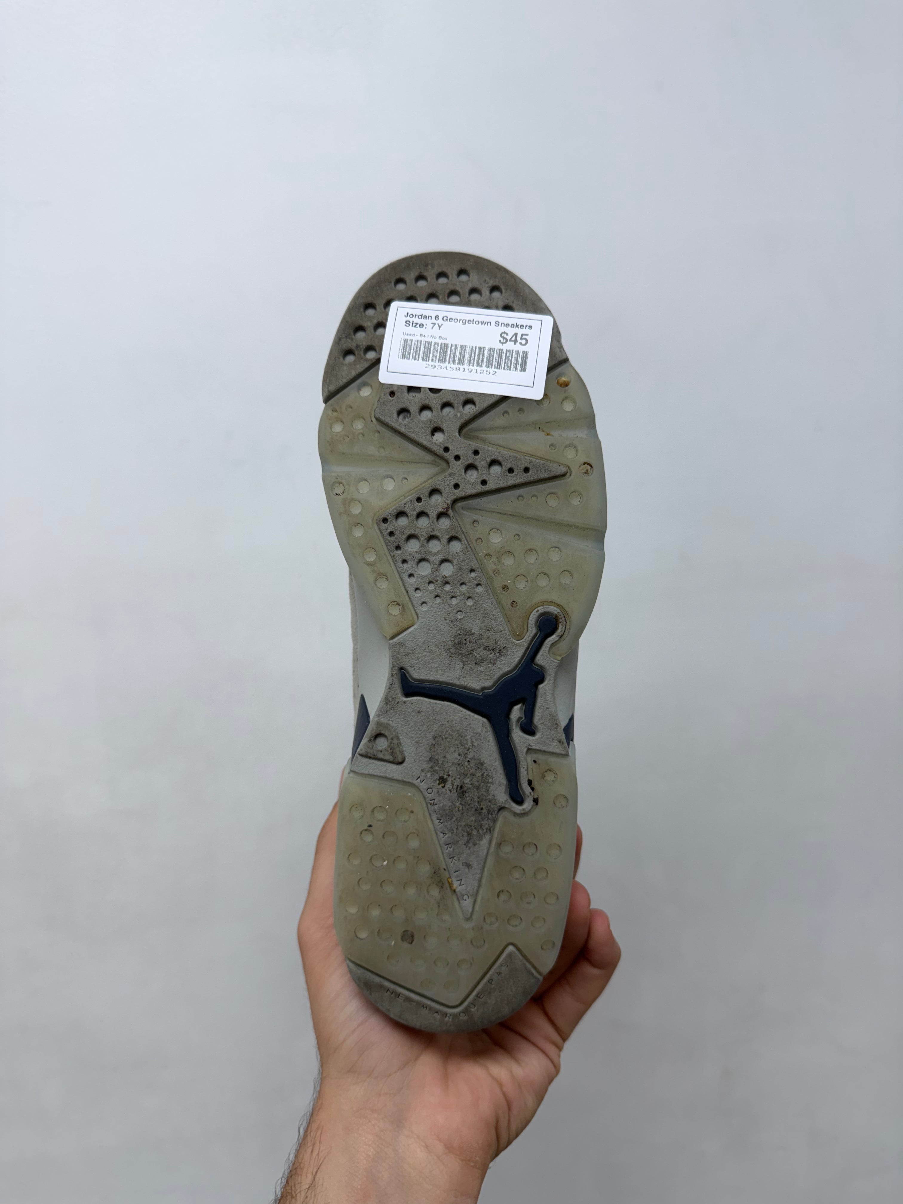 Jordan 6 Georgetown Sneakers