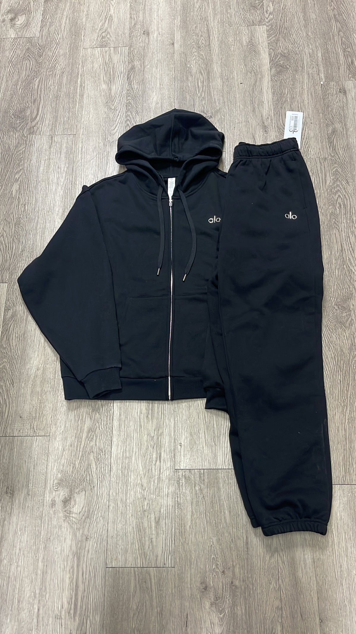 Alo Black Accolade Sweatsuit