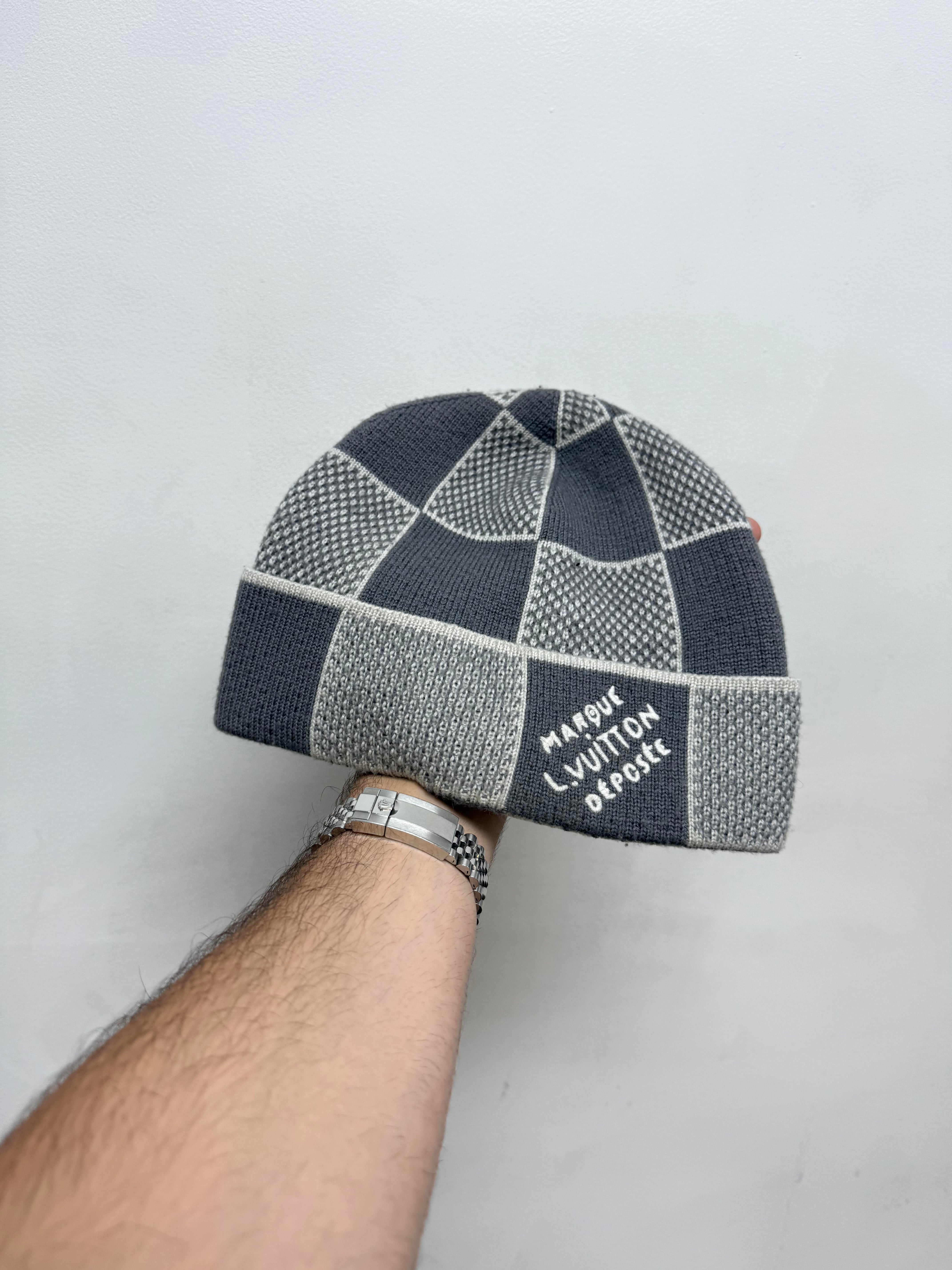 Louis Vuitton Grey Damie Checkered Pattern Sneakers
