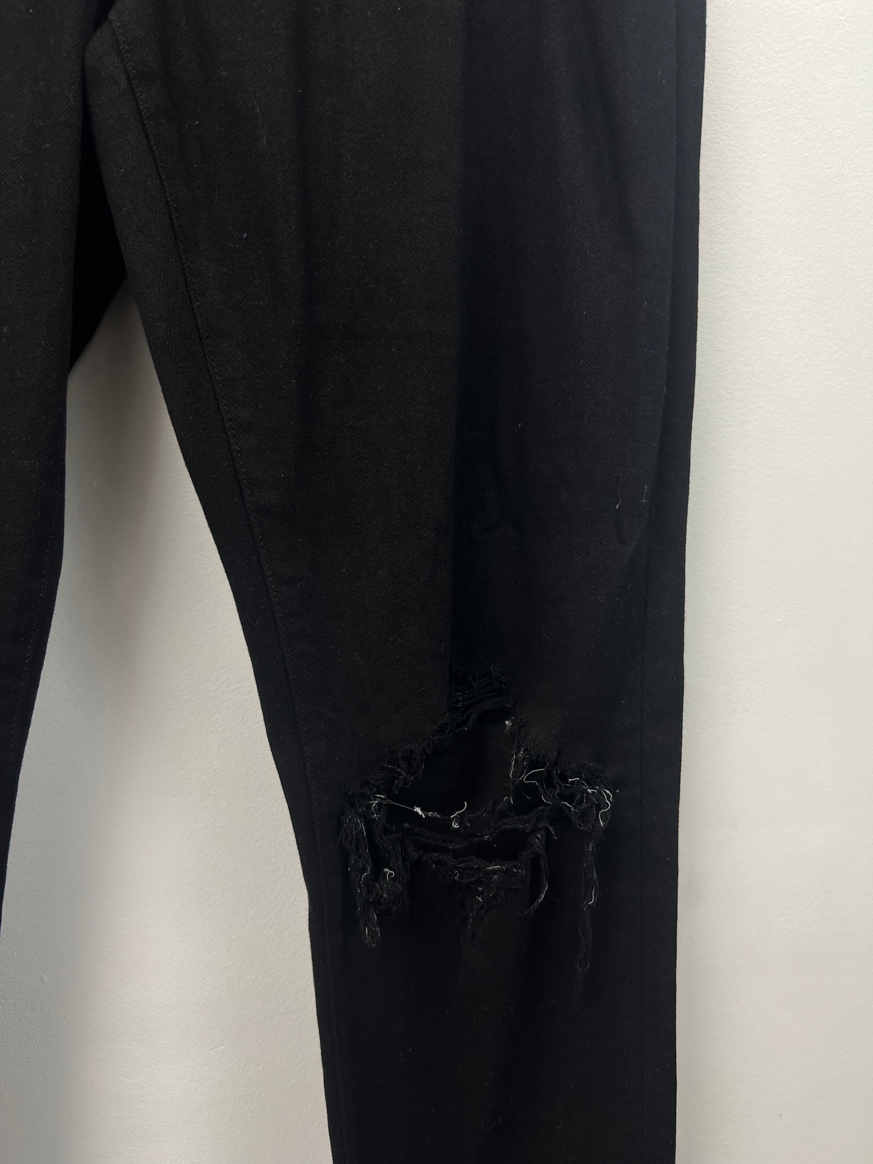 Amiri Black Ripped Thrasher Jeans